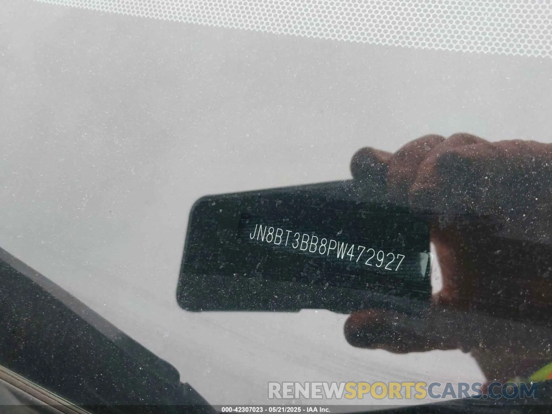 17 Photograph of a damaged car JN8BT3BB8PW472927 NISSAN ROGUE 2023