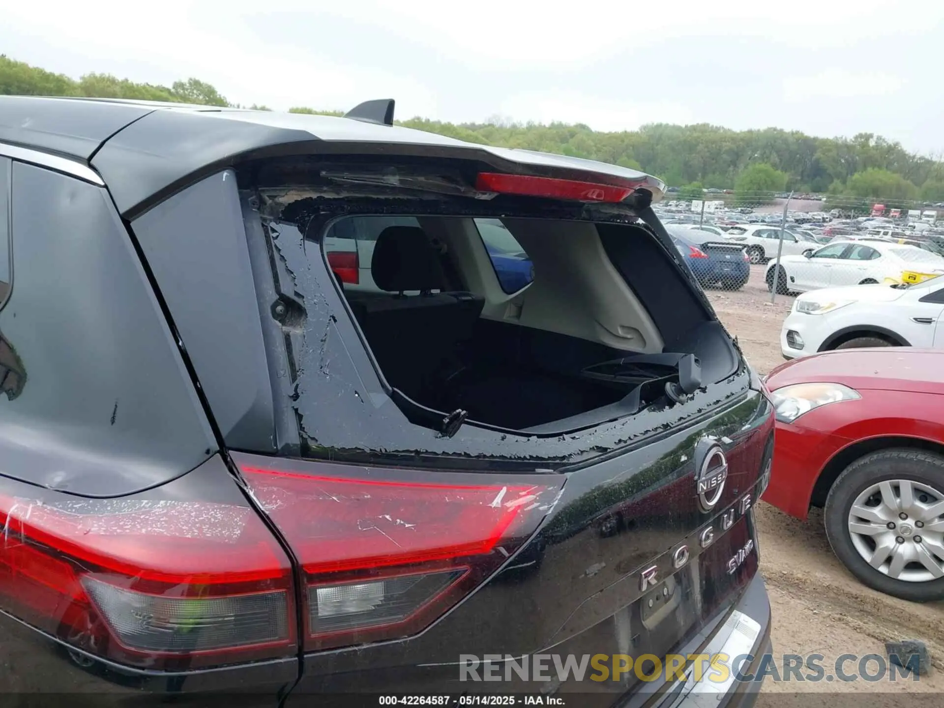 18 Photograph of a damaged car JN8BT3BB9PW461662 NISSAN ROGUE 2023