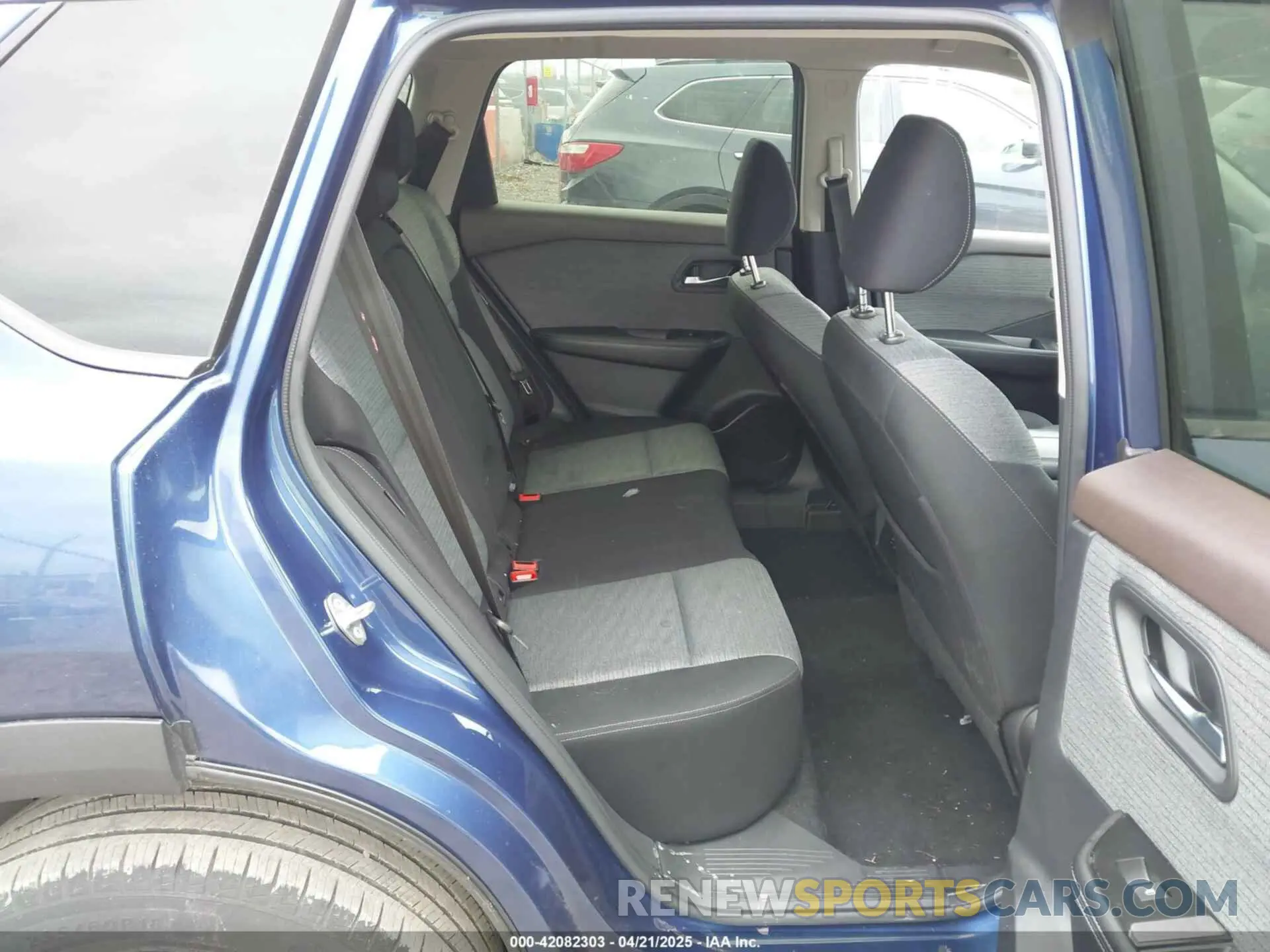 8 Photograph of a damaged car JN8BT3BB9PW483547 NISSAN ROGUE 2023
