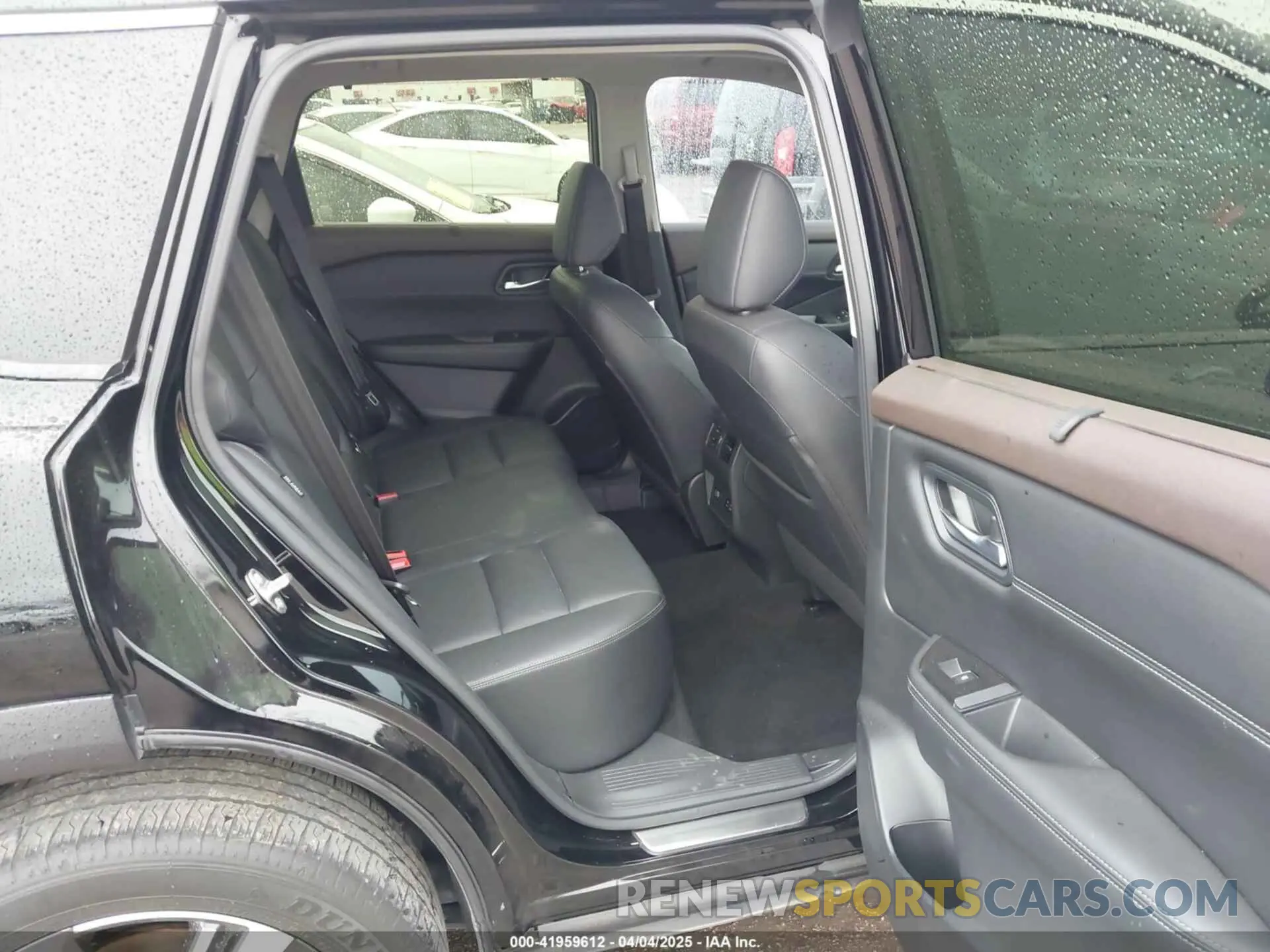 8 Photograph of a damaged car JN8BT3CA2PW411966 NISSAN ROGUE 2023
