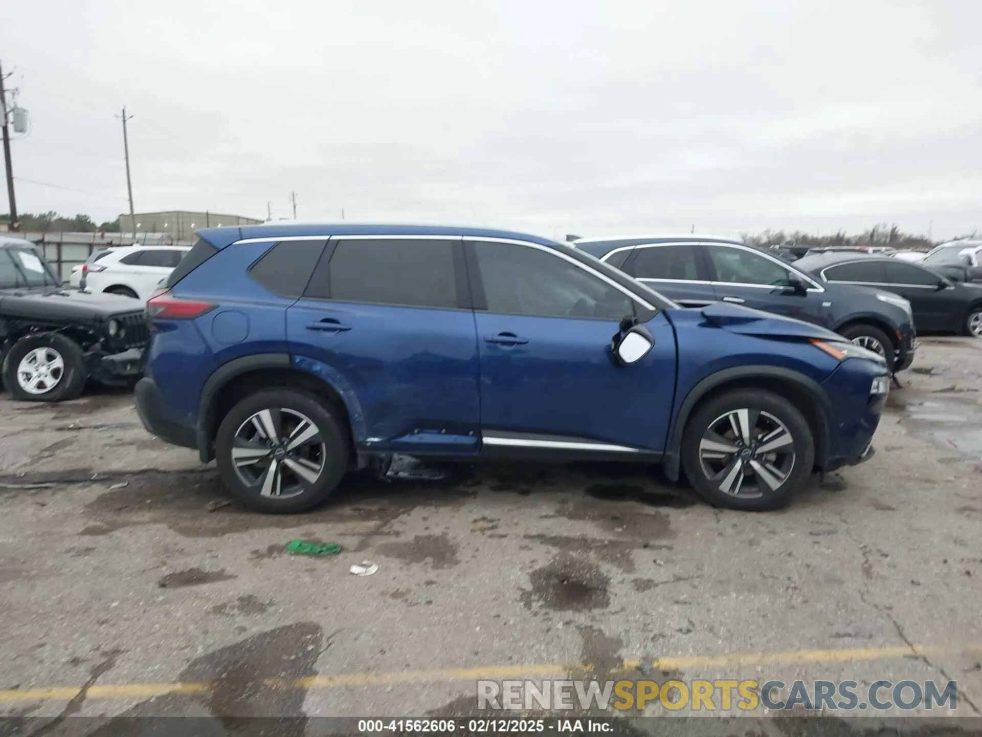 13 Photograph of a damaged car JN8BT3CA4PW416229 NISSAN ROGUE 2023