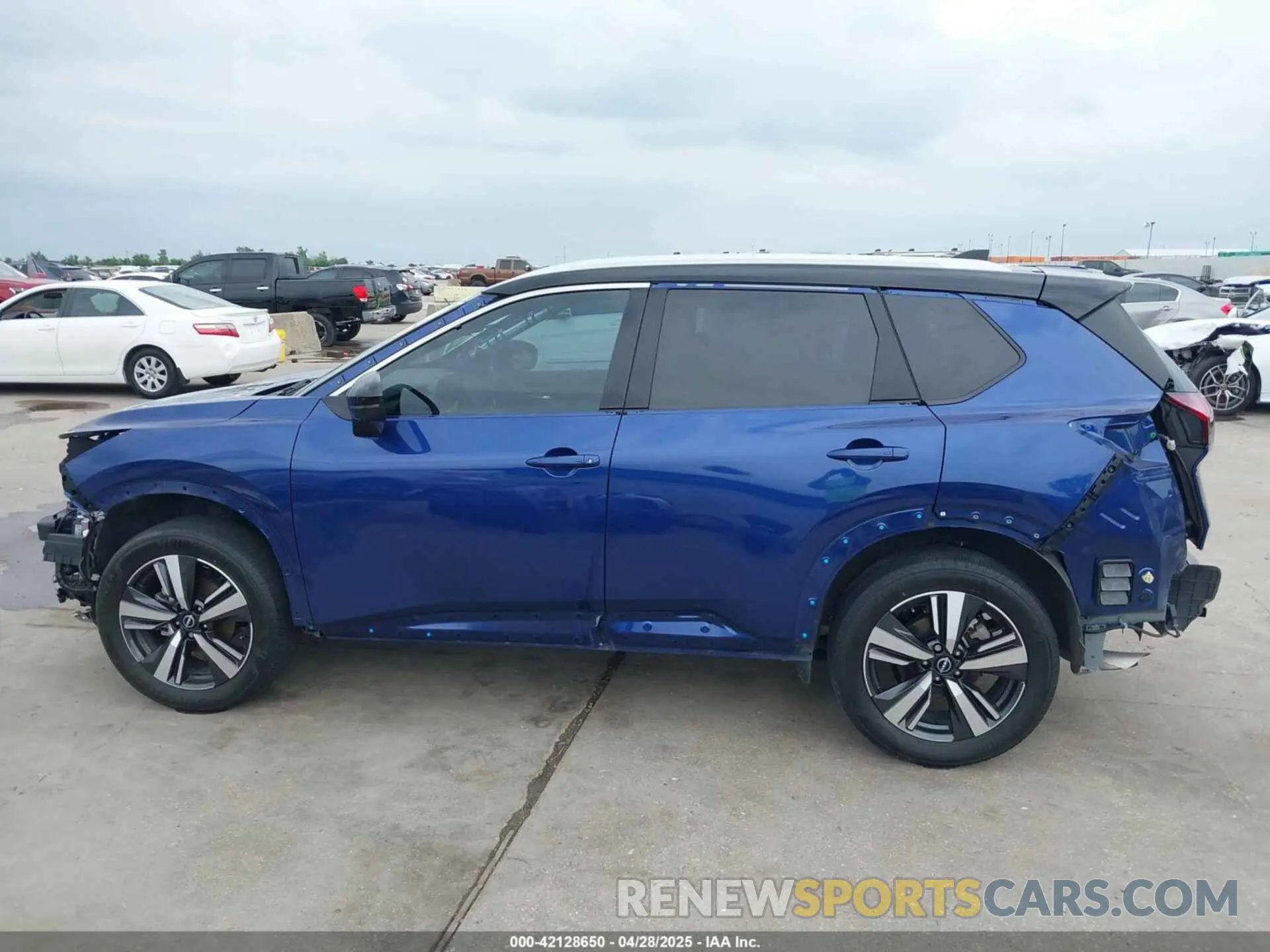 15 Photograph of a damaged car JN8BT3CAXPW001822 NISSAN ROGUE 2023