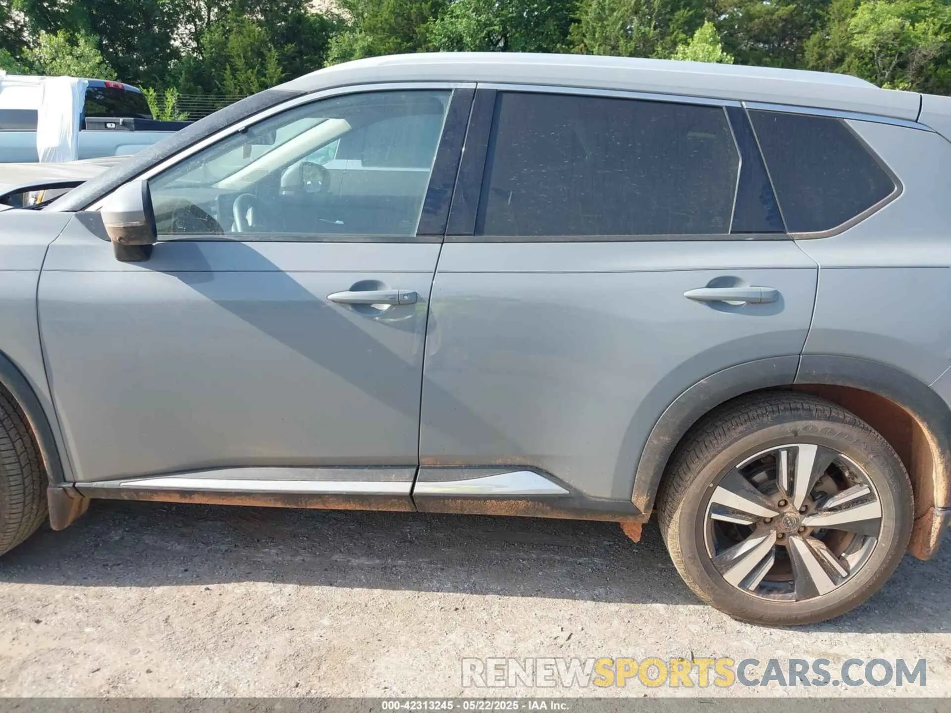 14 Photograph of a damaged car JN8BT3CB4PW195689 NISSAN ROGUE 2023
