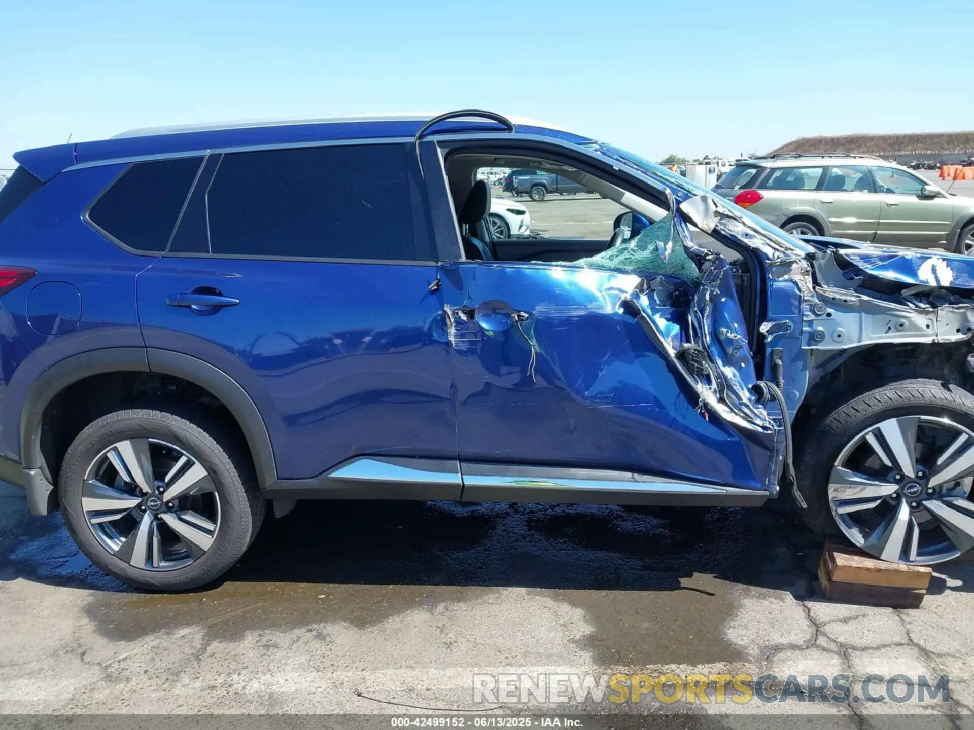 14 Photograph of a damaged car JN8BT3CB6PW463416 NISSAN ROGUE 2023