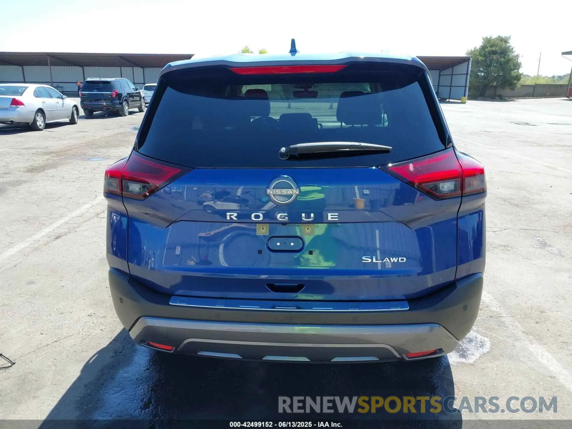 17 Photograph of a damaged car JN8BT3CB6PW463416 NISSAN ROGUE 2023