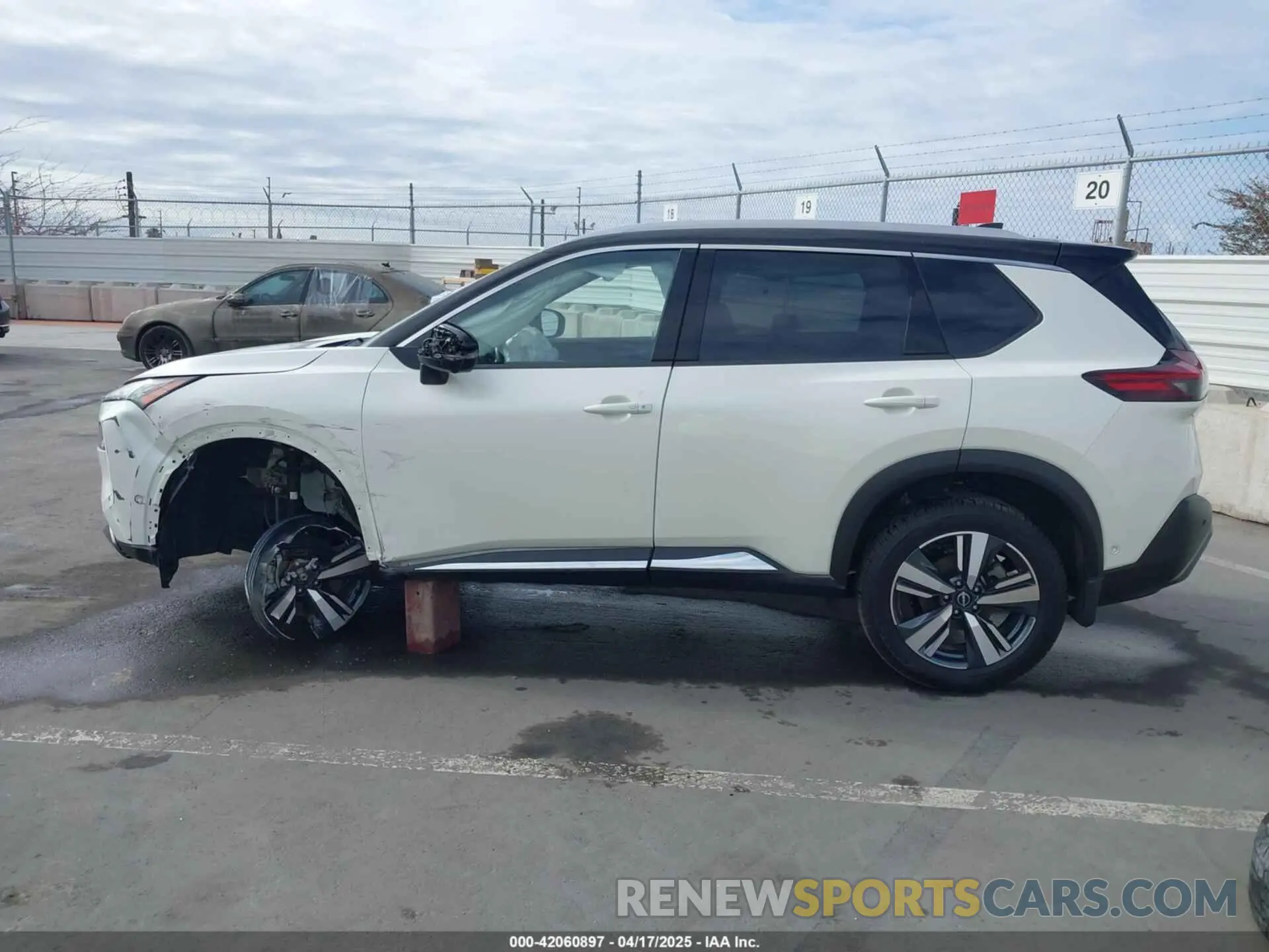 14 Photograph of a damaged car JN8BT3CB7PW464185 NISSAN ROGUE 2023