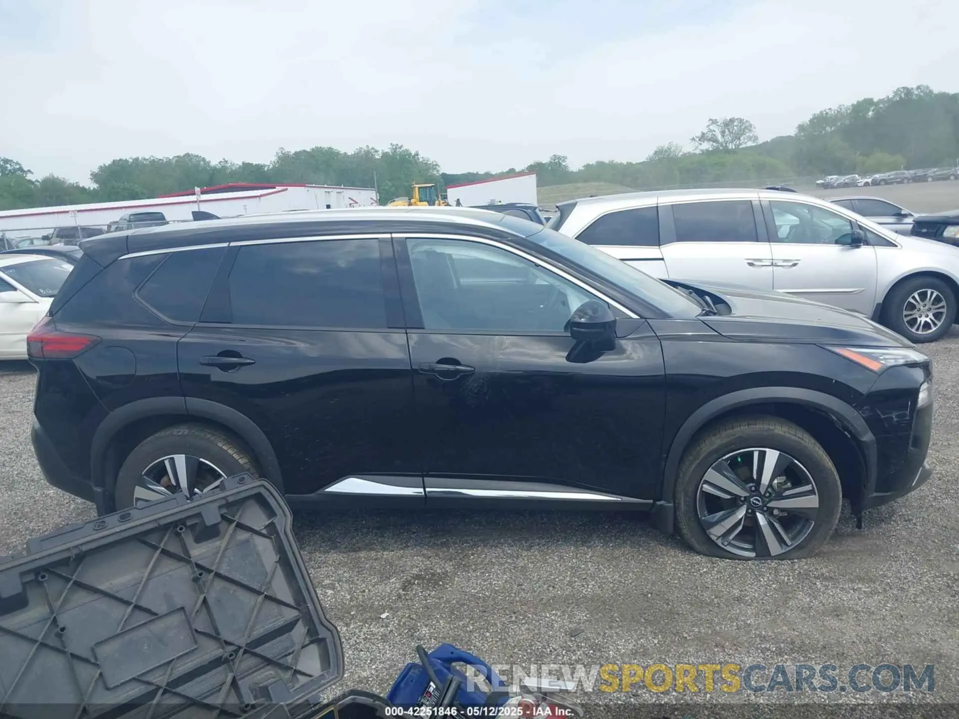 13 Photograph of a damaged car JN8BT3CB9PW463412 NISSAN ROGUE 2023