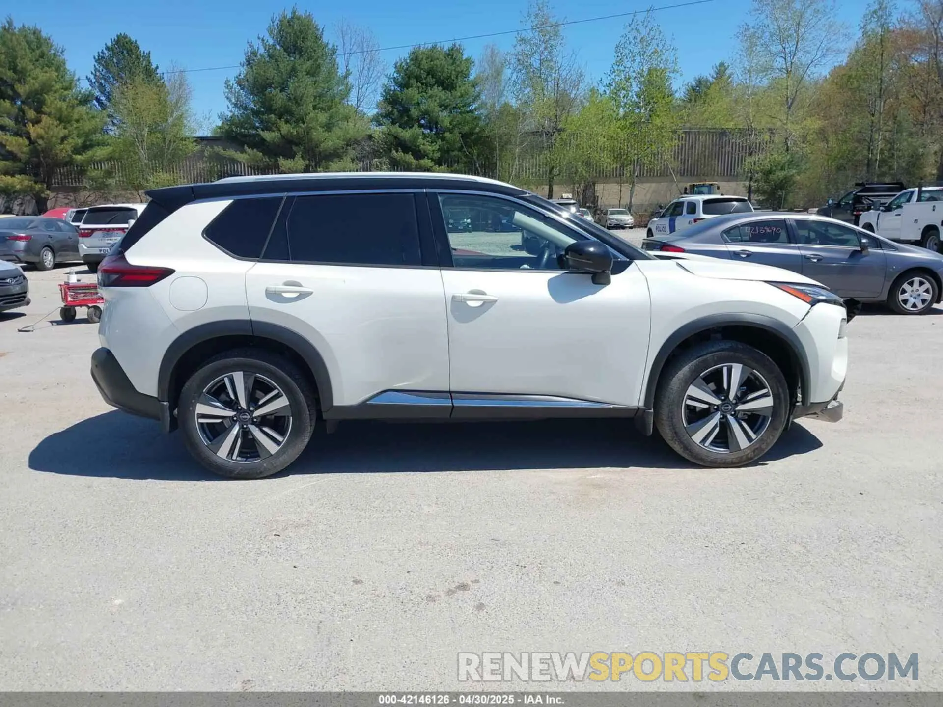 13 Photograph of a damaged car JN8BT3CB9PW489525 NISSAN ROGUE 2023