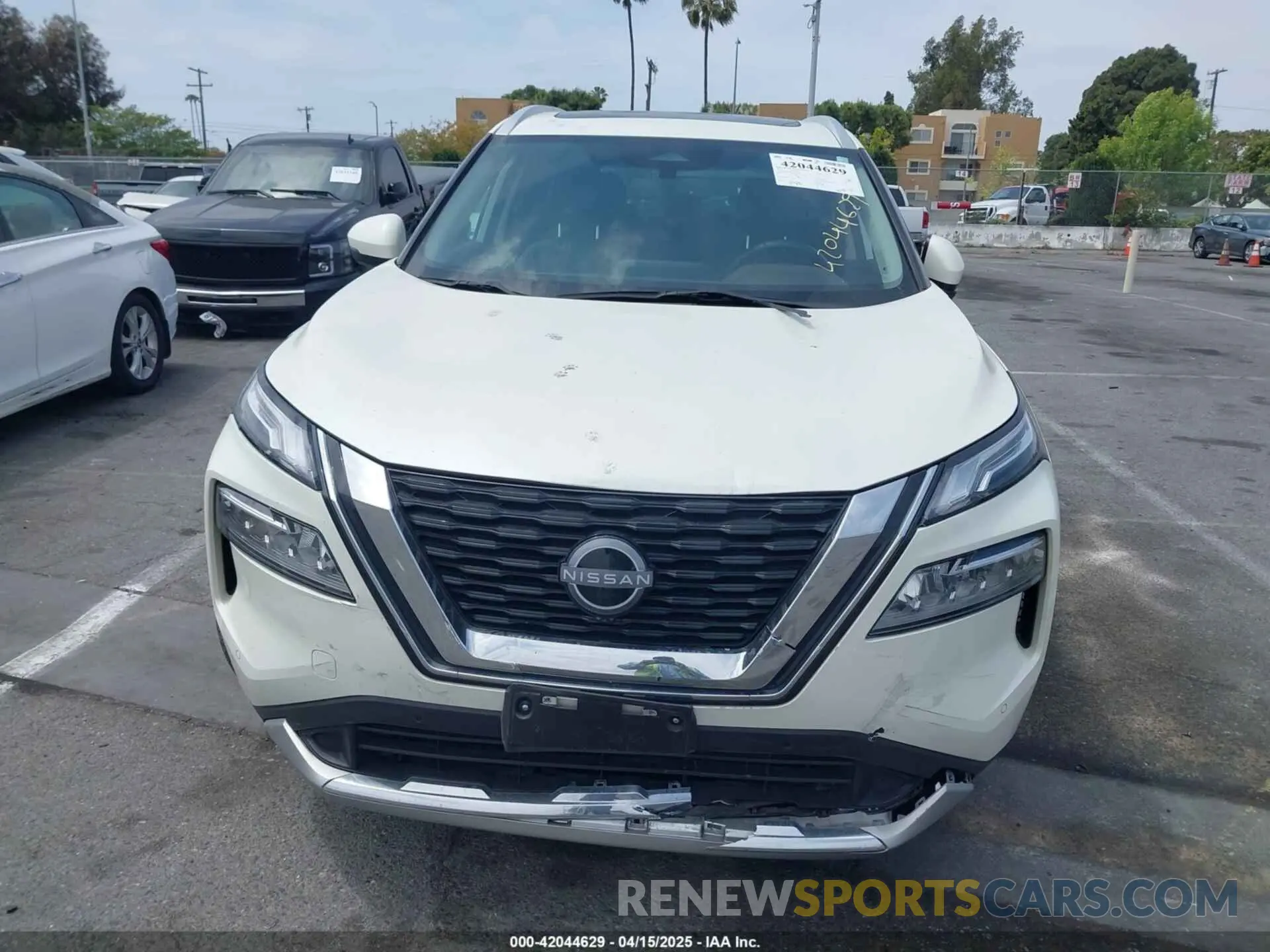 13 Photograph of a damaged car JN8BT3DC1PW105549 NISSAN ROGUE 2023