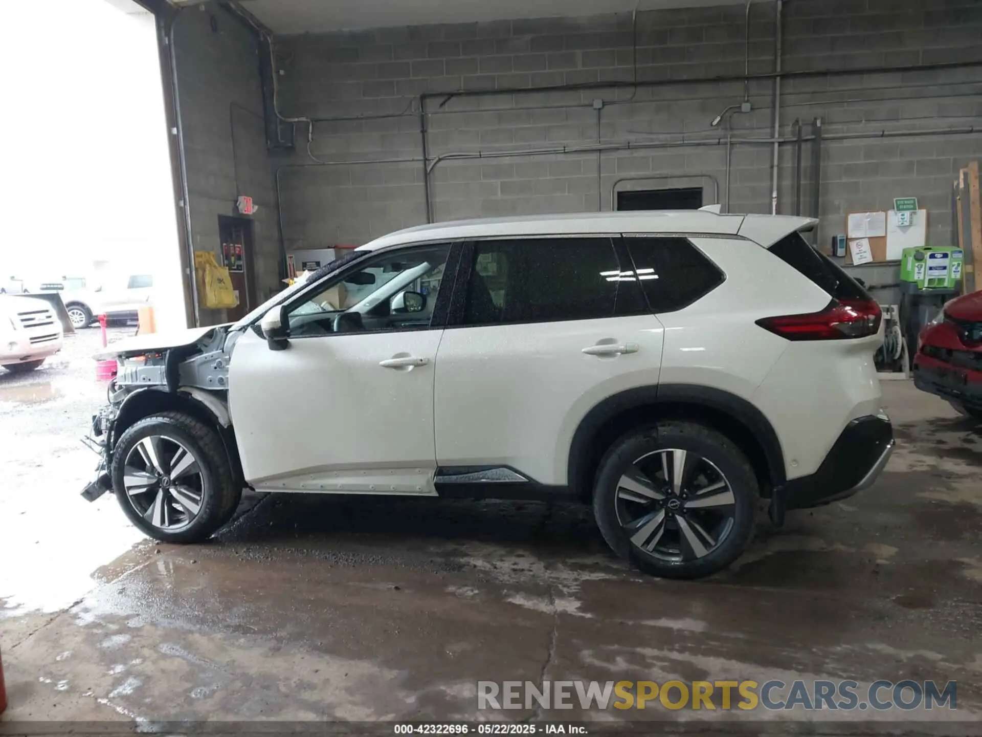 14 Photograph of a damaged car JN8BT3DD0PW314242 NISSAN ROGUE 2023