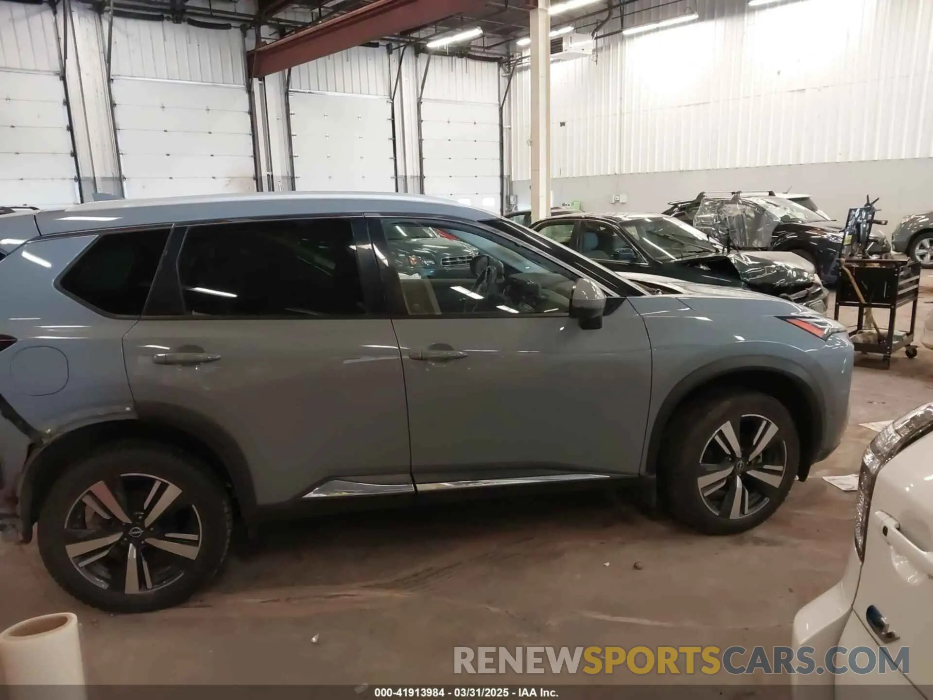 14 Photograph of a damaged car JN8BT3DD0PW318839 NISSAN ROGUE 2023