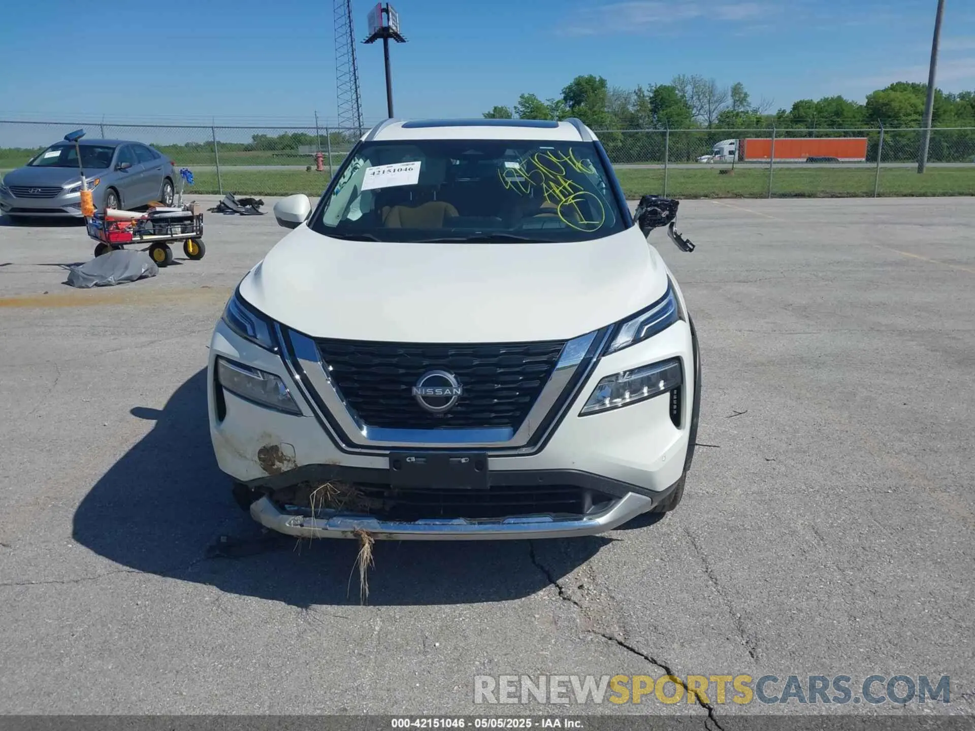13 Photograph of a damaged car JN8BT3DD7PW311192 NISSAN ROGUE 2023