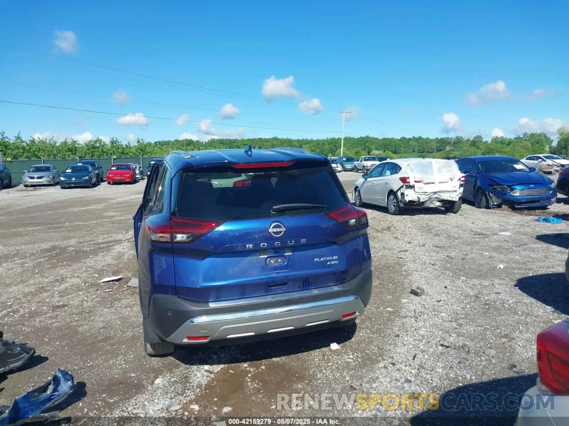 17 Photograph of a damaged car JN8BT3DD8PW302033 NISSAN ROGUE 2023