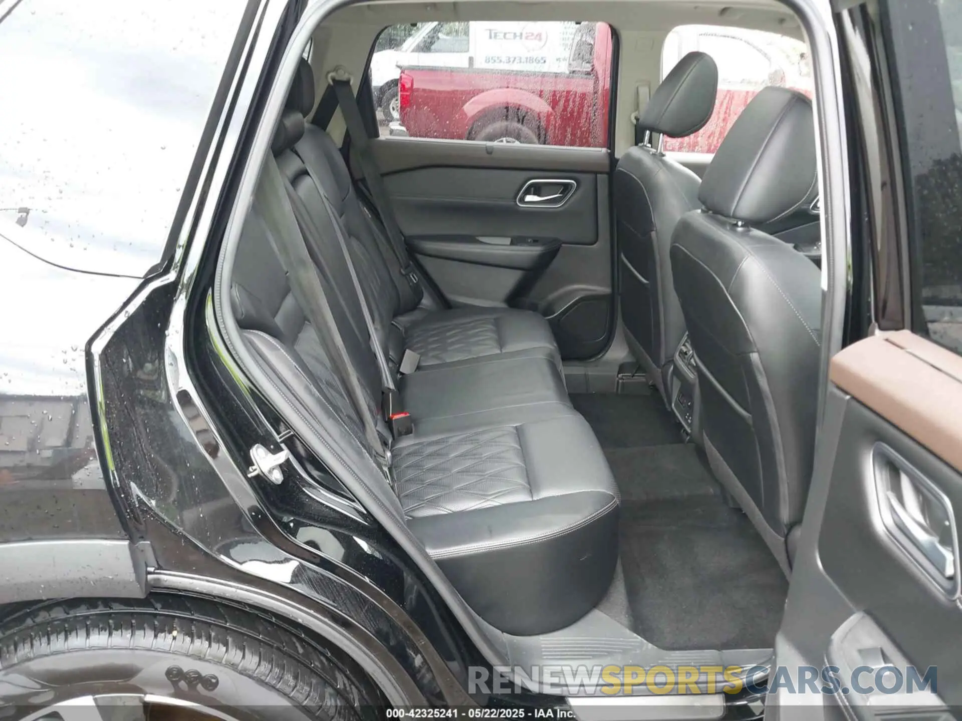 8 Photograph of a damaged car JN8BT3DDXPW301921 NISSAN ROGUE 2023