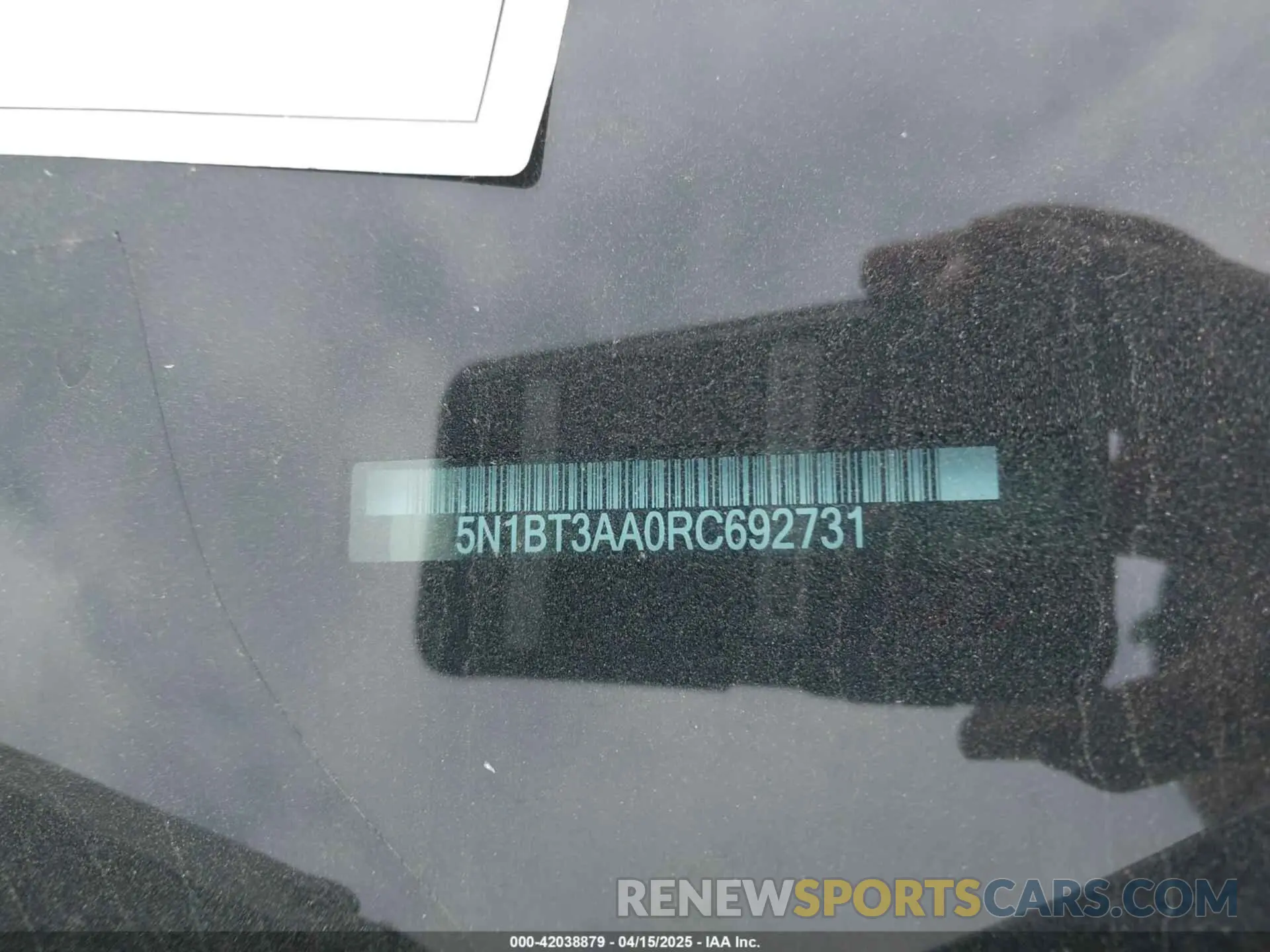 9 Photograph of a damaged car 5N1BT3AA0RC692731 NISSAN ROGUE 2024