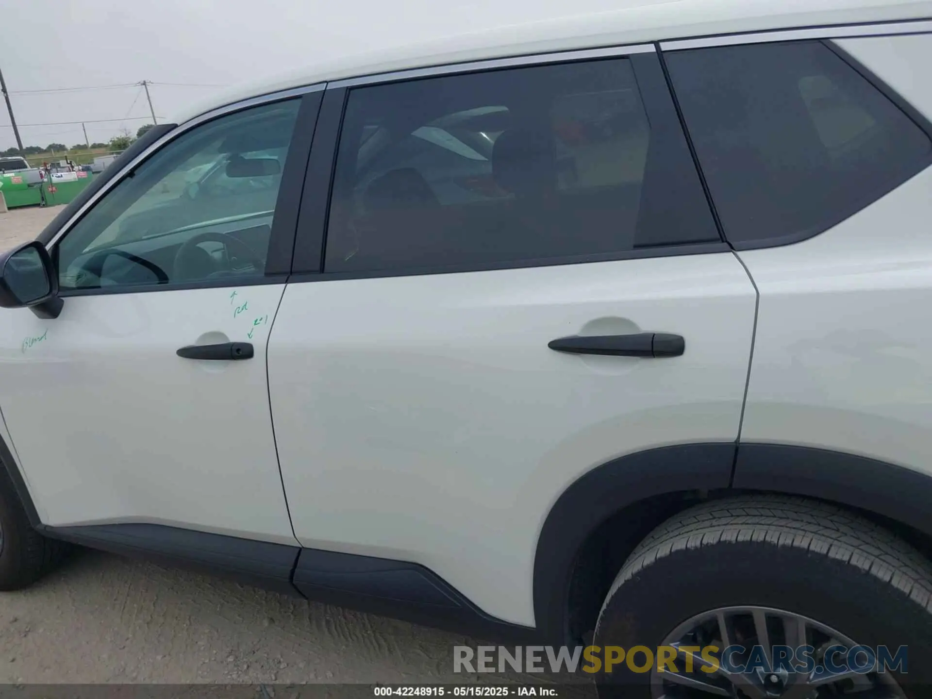 14 Photograph of a damaged car 5N1BT3AA0RC714789 NISSAN ROGUE 2024