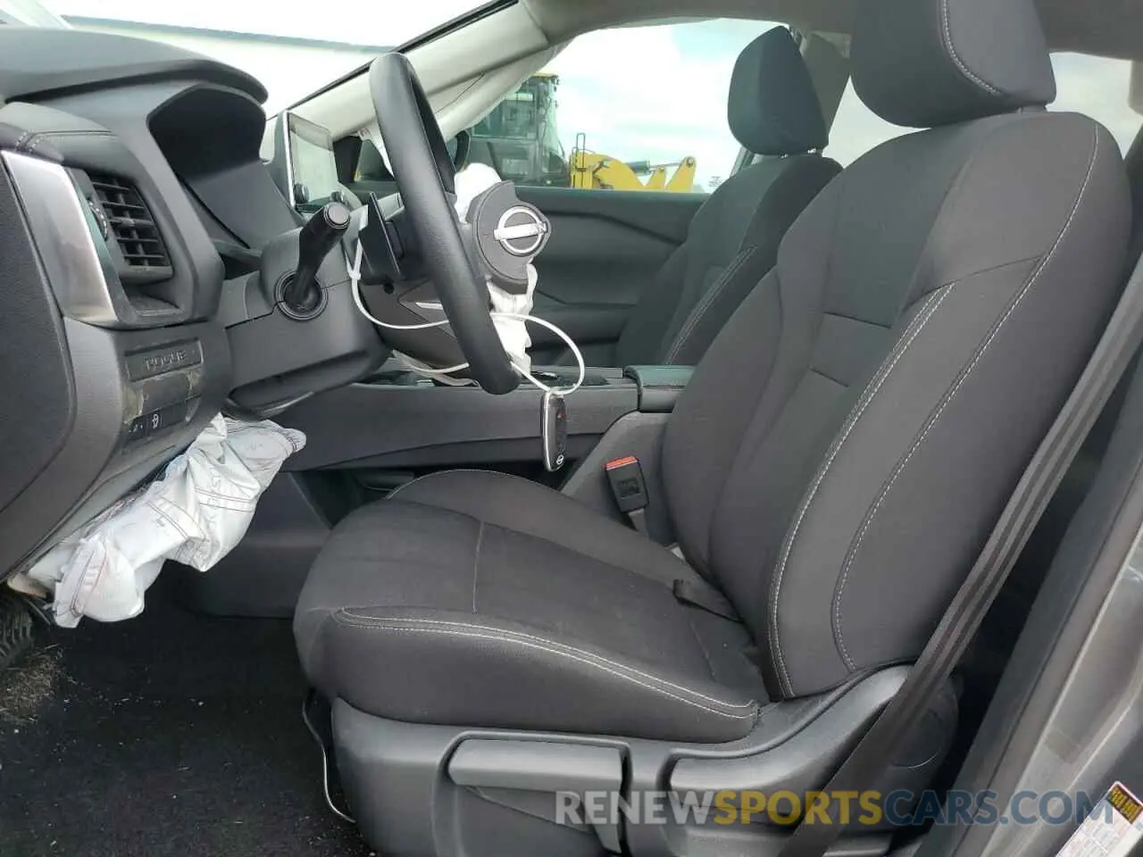 7 Photograph of a damaged car 5N1BT3AA1RC736851 NISSAN ROGUE 2024