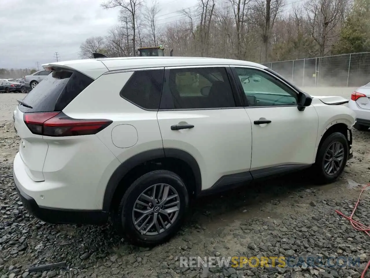 3 Photograph of a damaged car 5N1BT3AA1RC752841 NISSAN ROGUE 2024