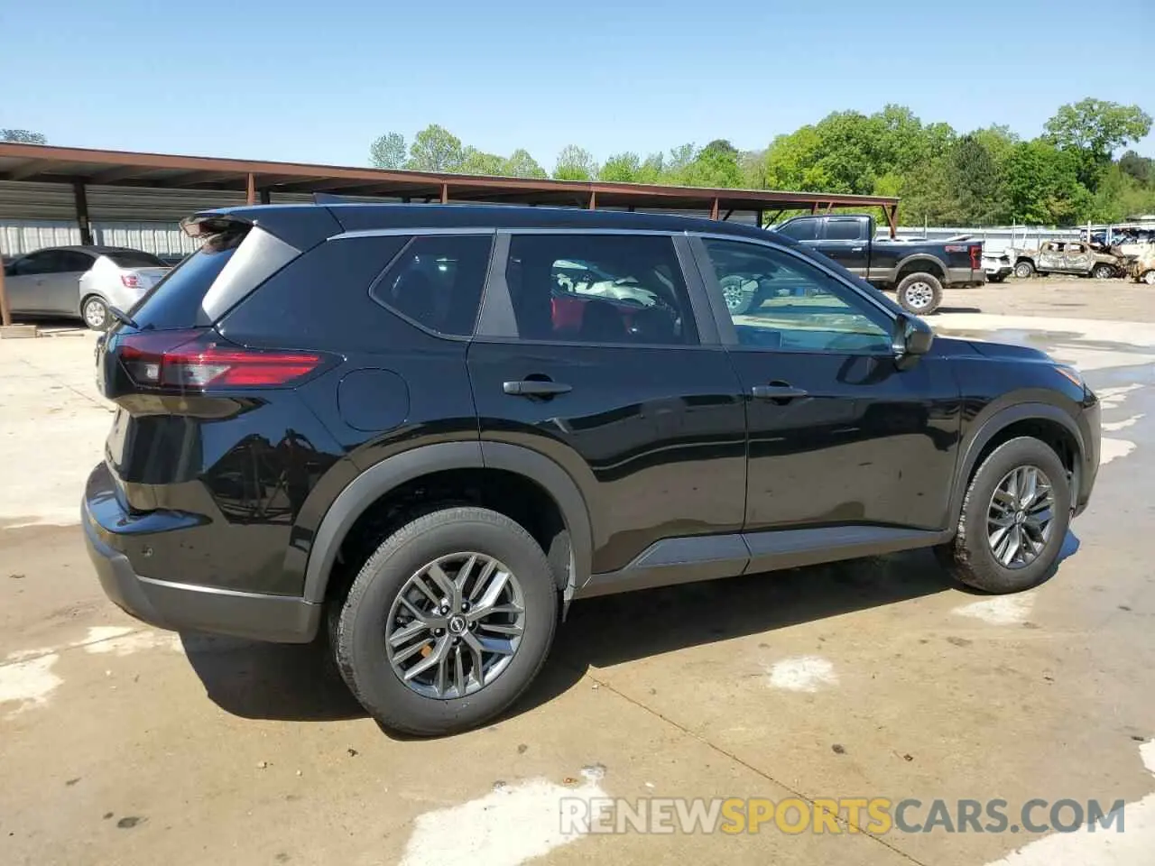 3 Photograph of a damaged car 5N1BT3AA2RC708749 NISSAN ROGUE 2024