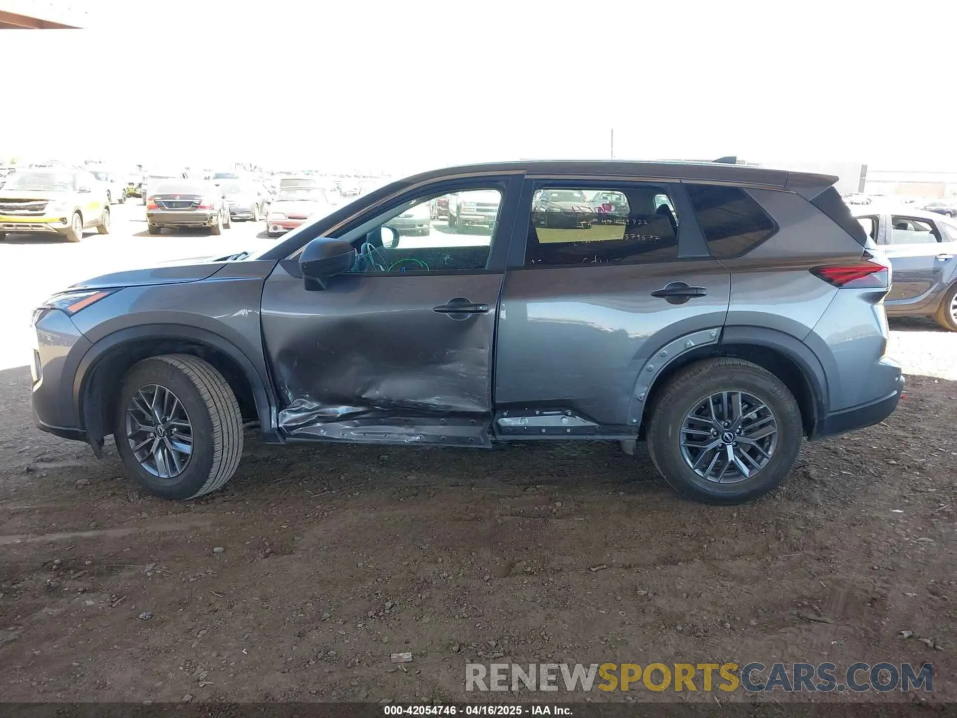 14 Photograph of a damaged car 5N1BT3AA2RC714647 NISSAN ROGUE 2024