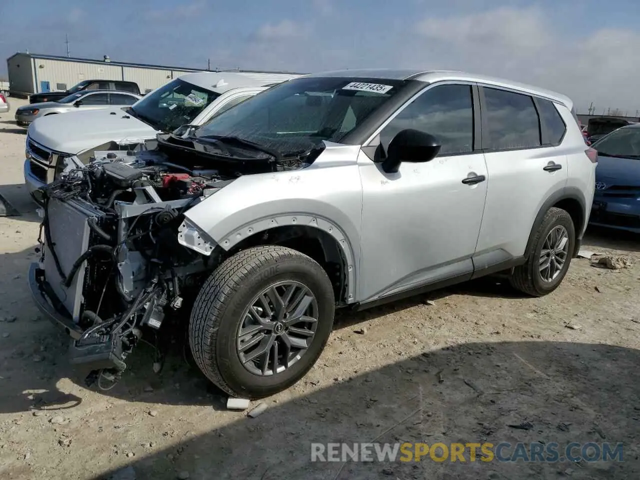 1 Photograph of a damaged car 5N1BT3AA2RC761533 NISSAN ROGUE 2024