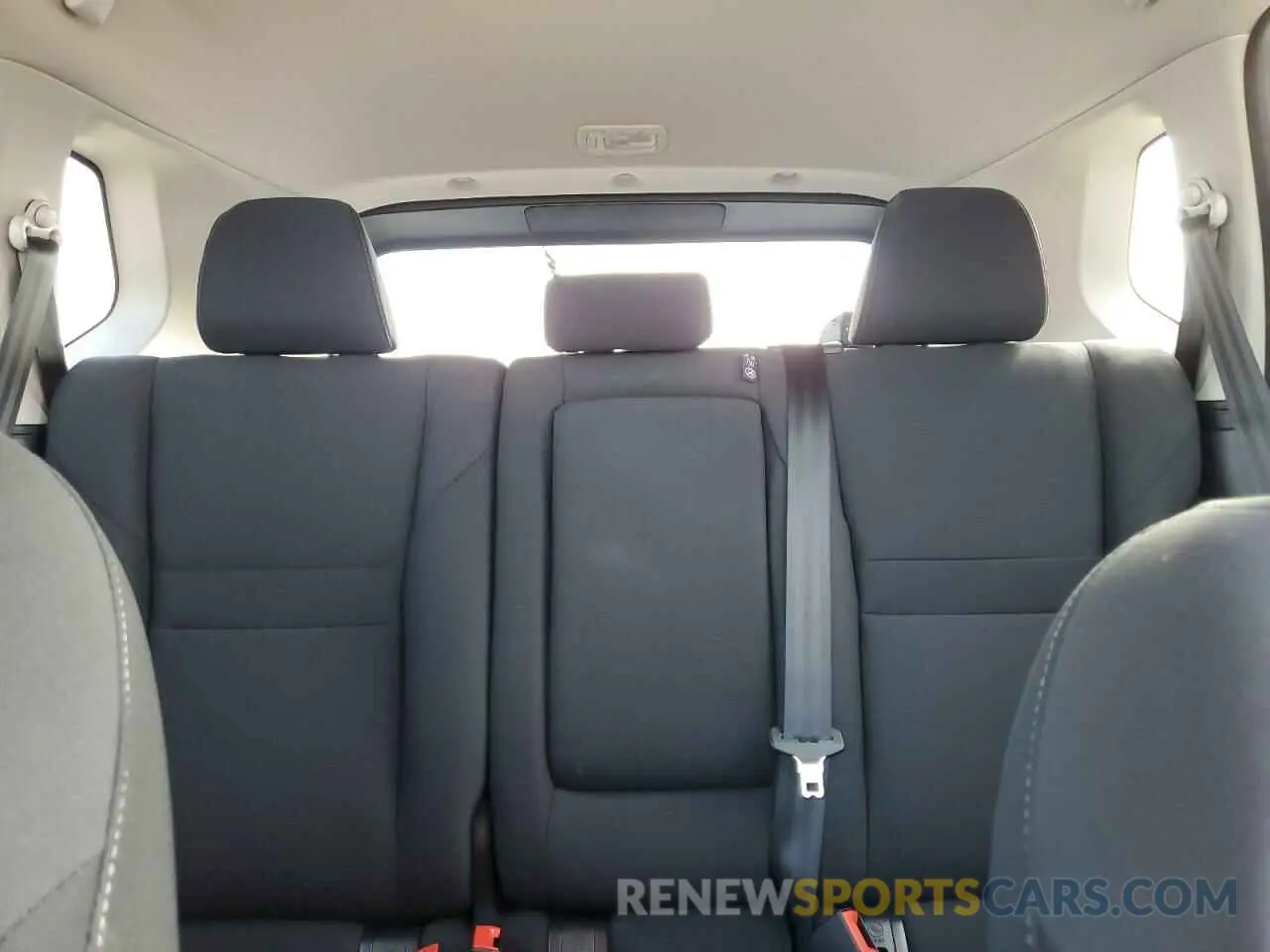 10 Photograph of a damaged car 5N1BT3AA2RC761533 NISSAN ROGUE 2024