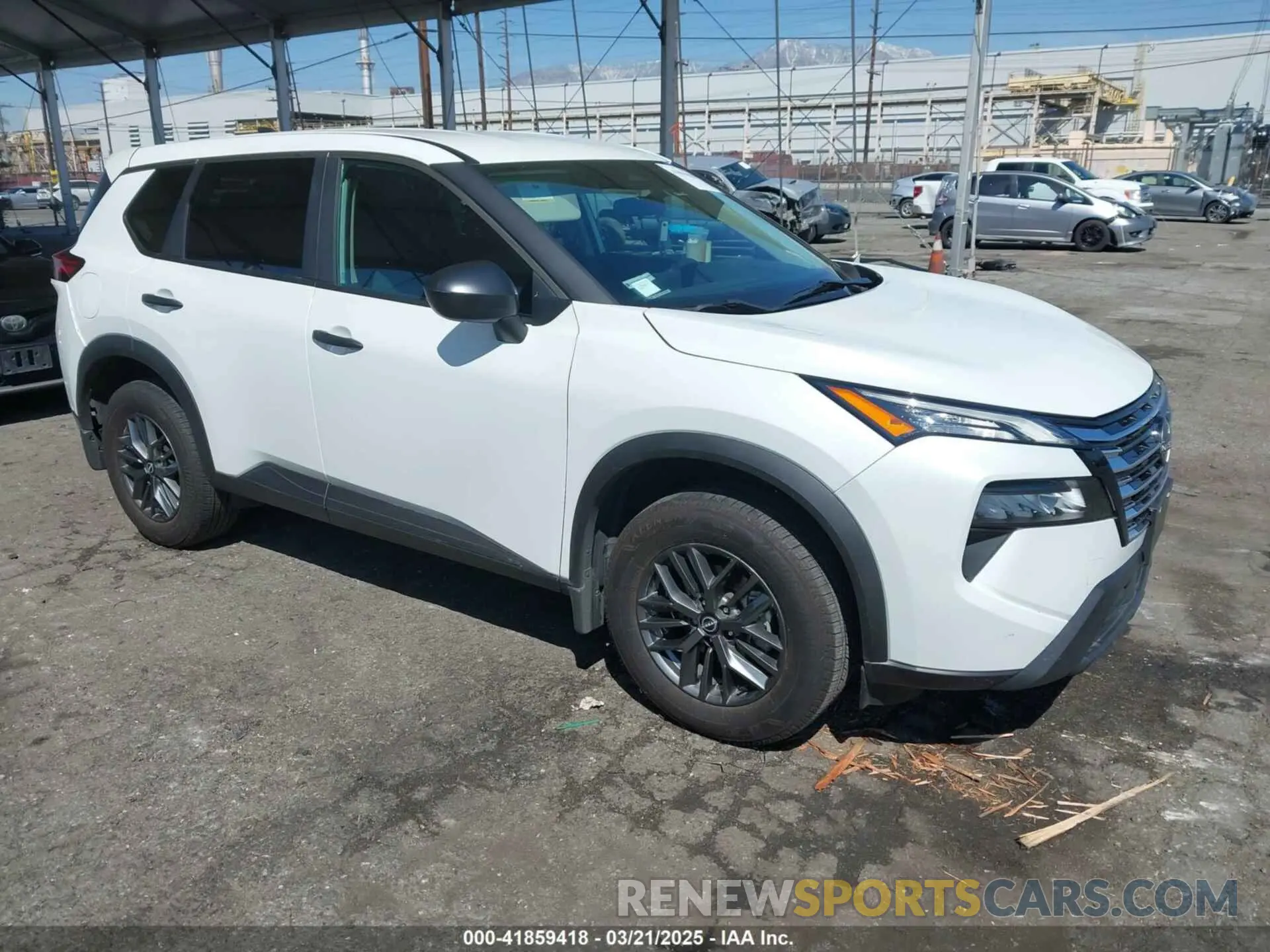 1 Photograph of a damaged car 5N1BT3AA3RC688415 NISSAN ROGUE 2024