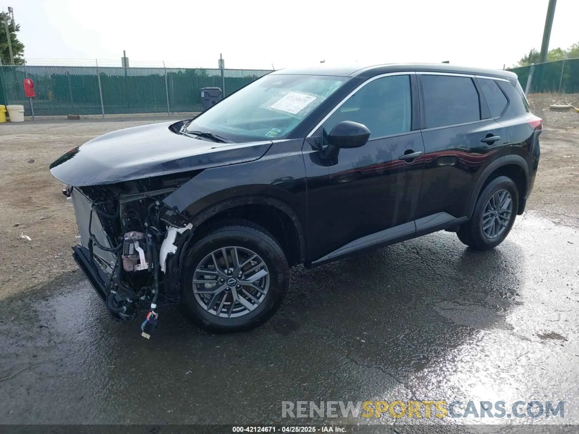 2 Photograph of a damaged car 5N1BT3AA4RC718795 NISSAN ROGUE 2024