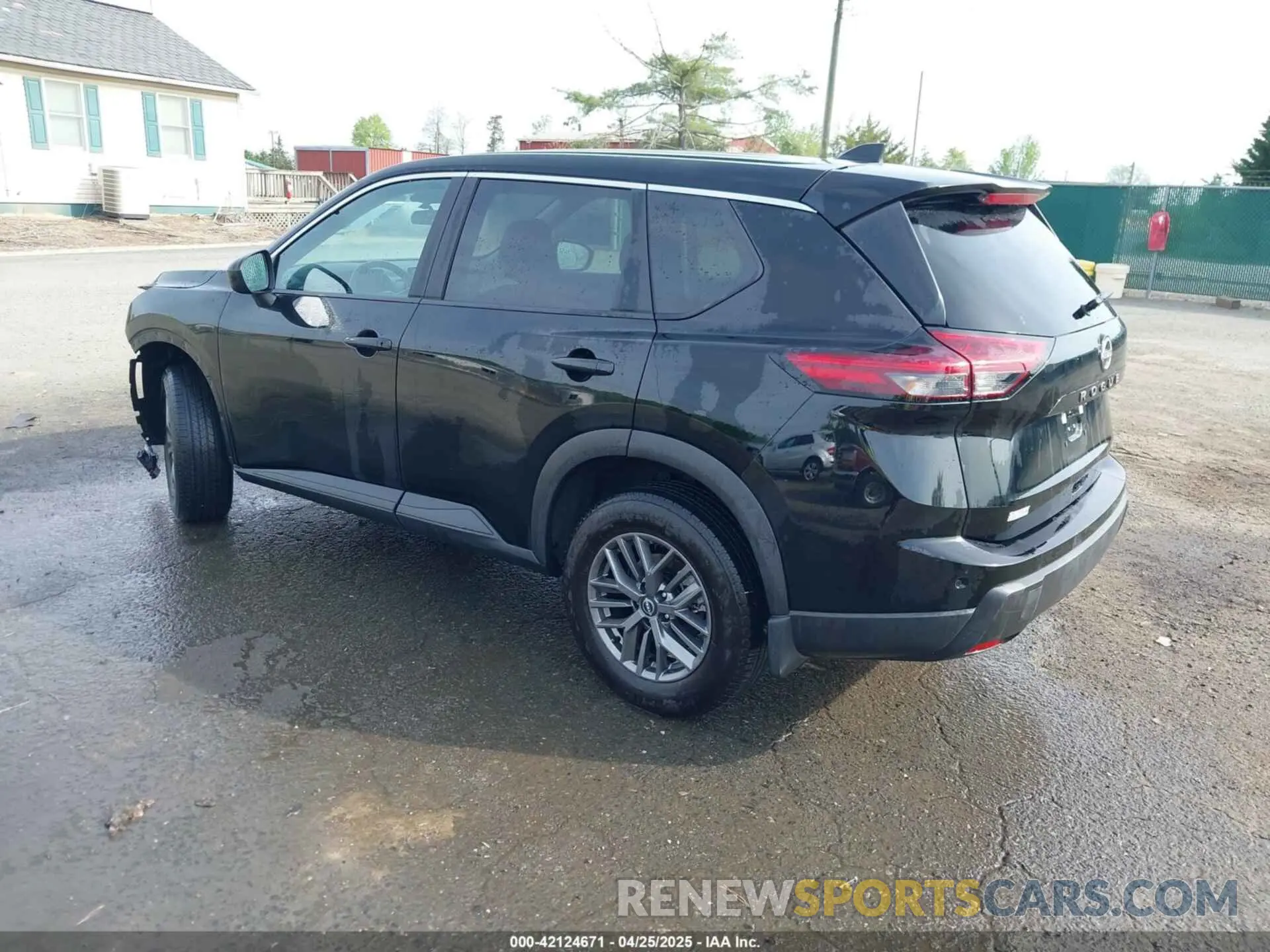 3 Photograph of a damaged car 5N1BT3AA4RC718795 NISSAN ROGUE 2024