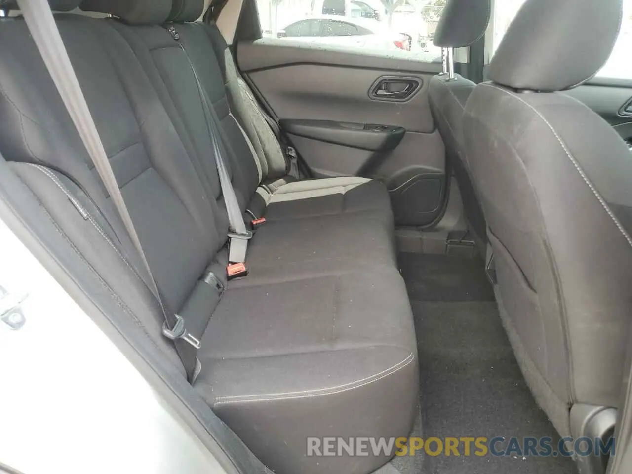 11 Photograph of a damaged car 5N1BT3AA5RC674726 NISSAN ROGUE 2024