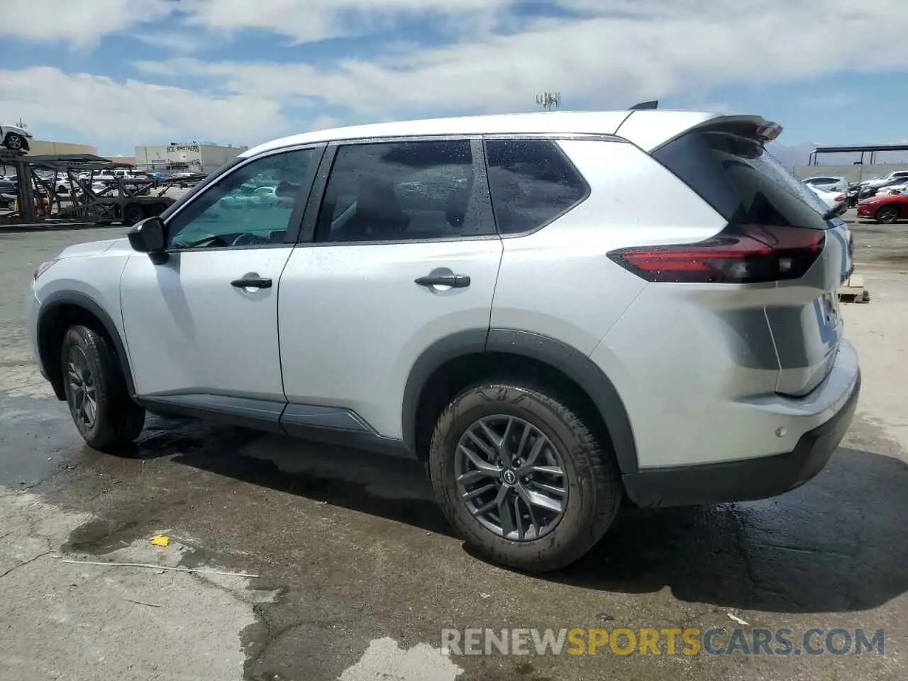 2 Photograph of a damaged car 5N1BT3AA5RC674726 NISSAN ROGUE 2024