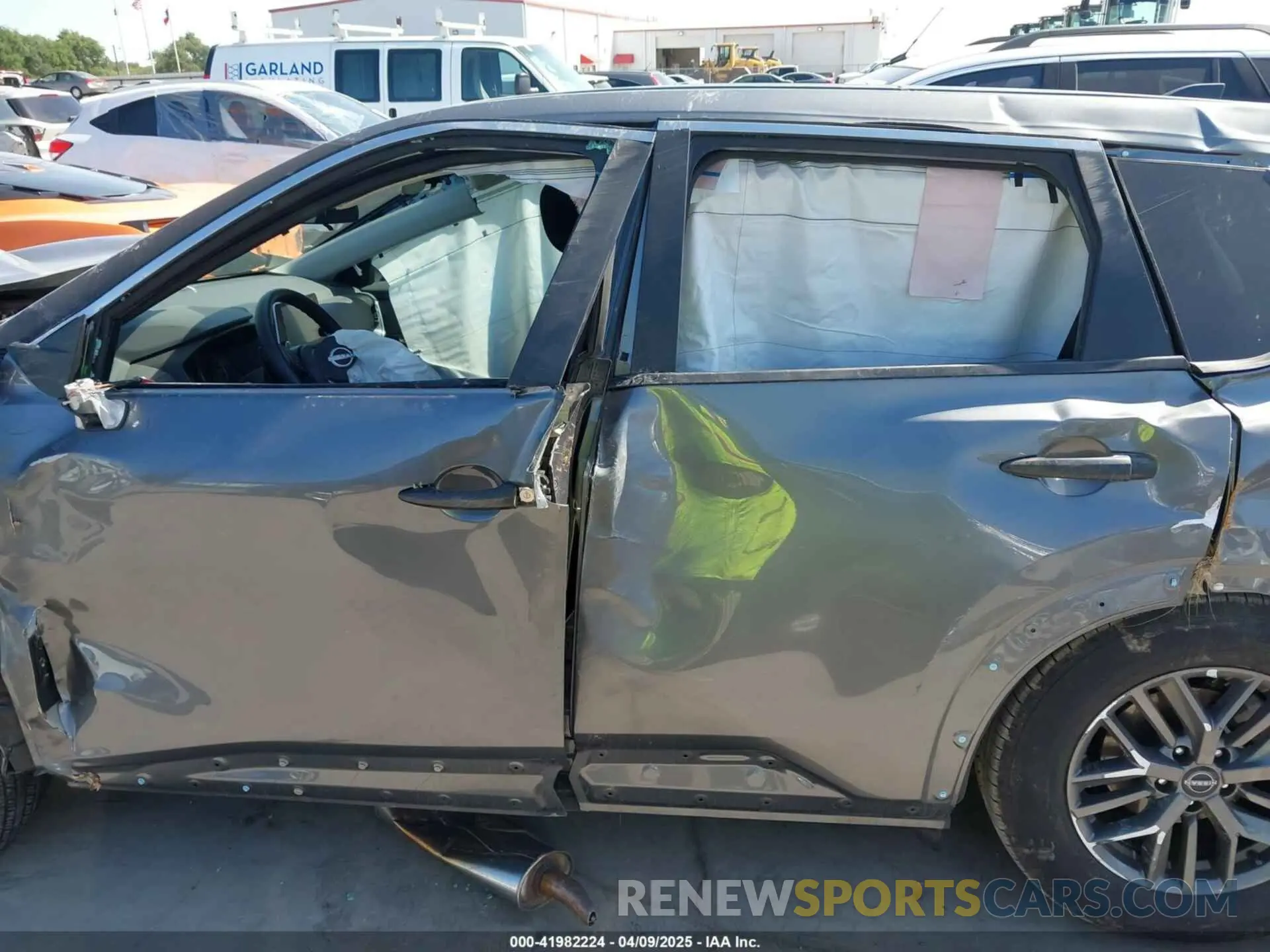 6 Photograph of a damaged car 5N1BT3AA5RC759307 NISSAN ROGUE 2024