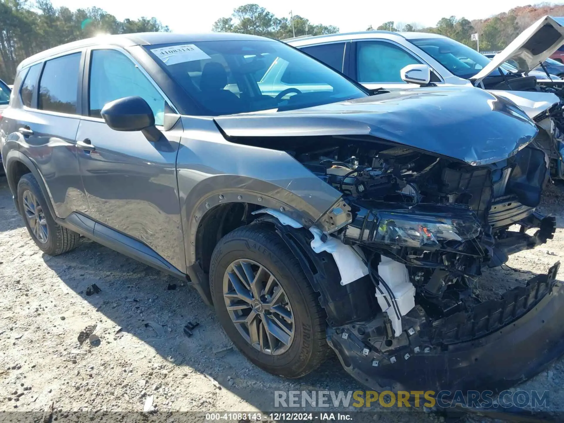 1 Photograph of a damaged car 5N1BT3AA8RC685123 NISSAN ROGUE 2024