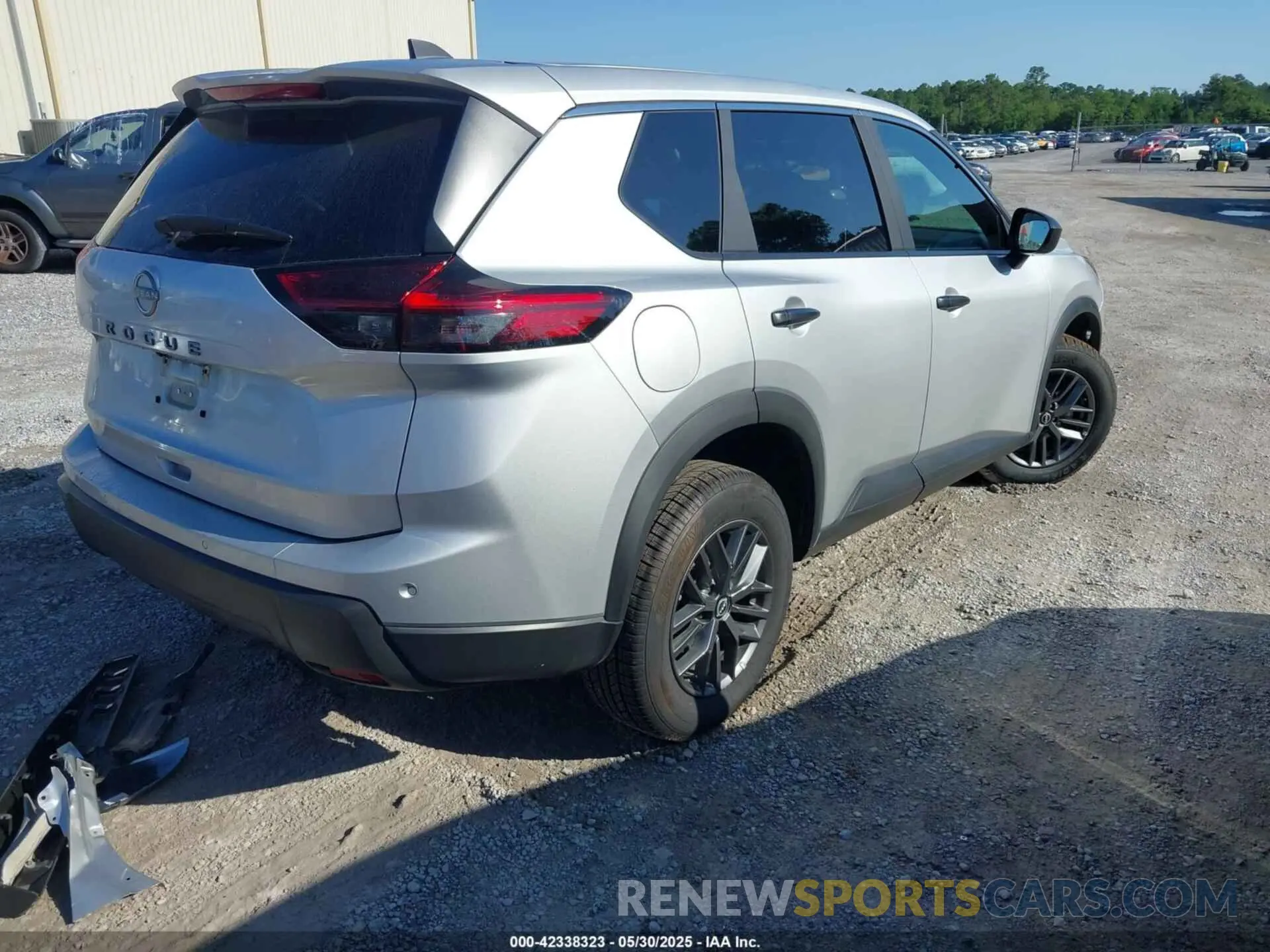 4 Photograph of a damaged car 5N1BT3AA8RC759916 NISSAN ROGUE 2024