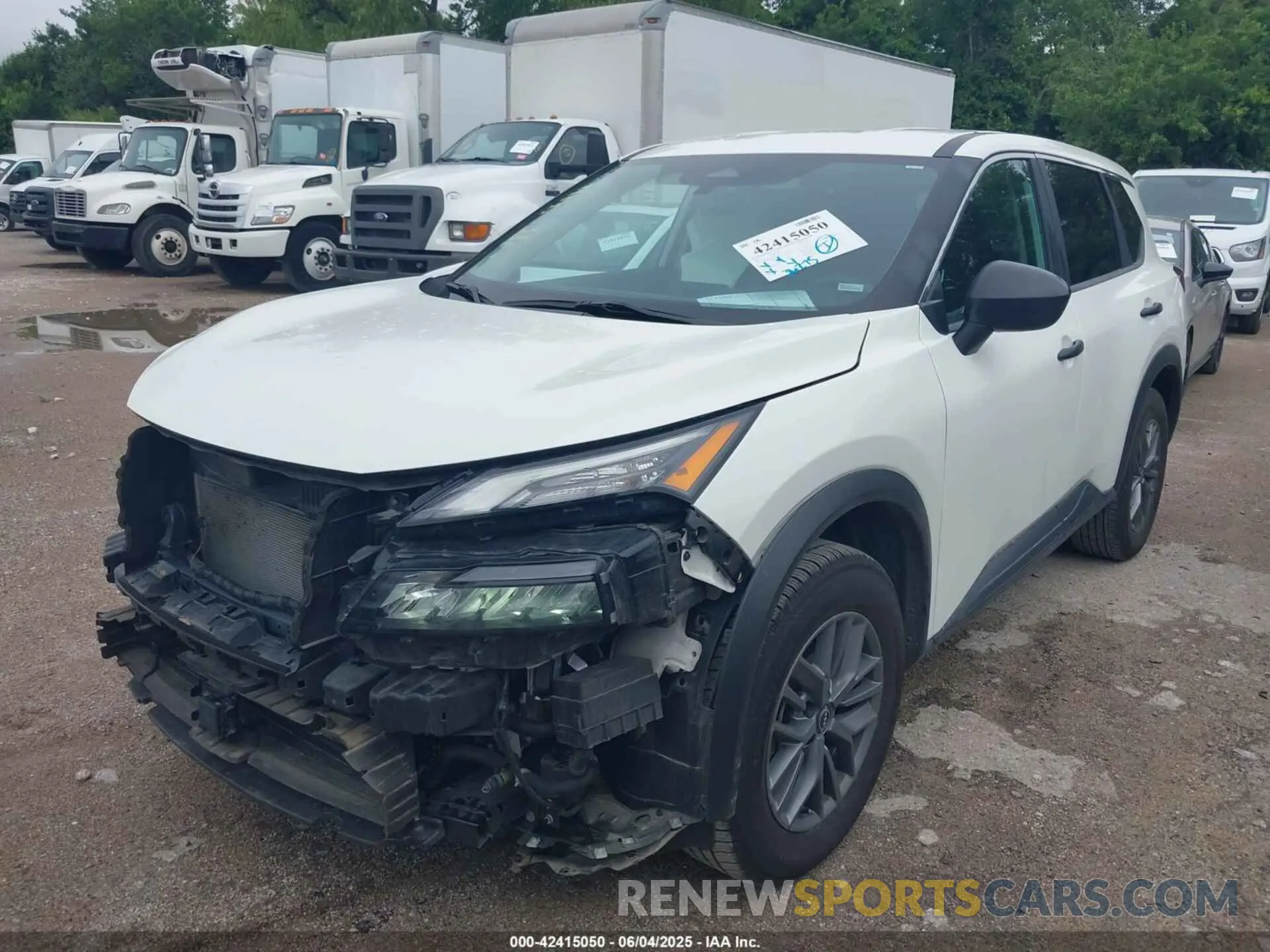2 Photograph of a damaged car 5N1BT3AA9RC681310 NISSAN ROGUE 2024