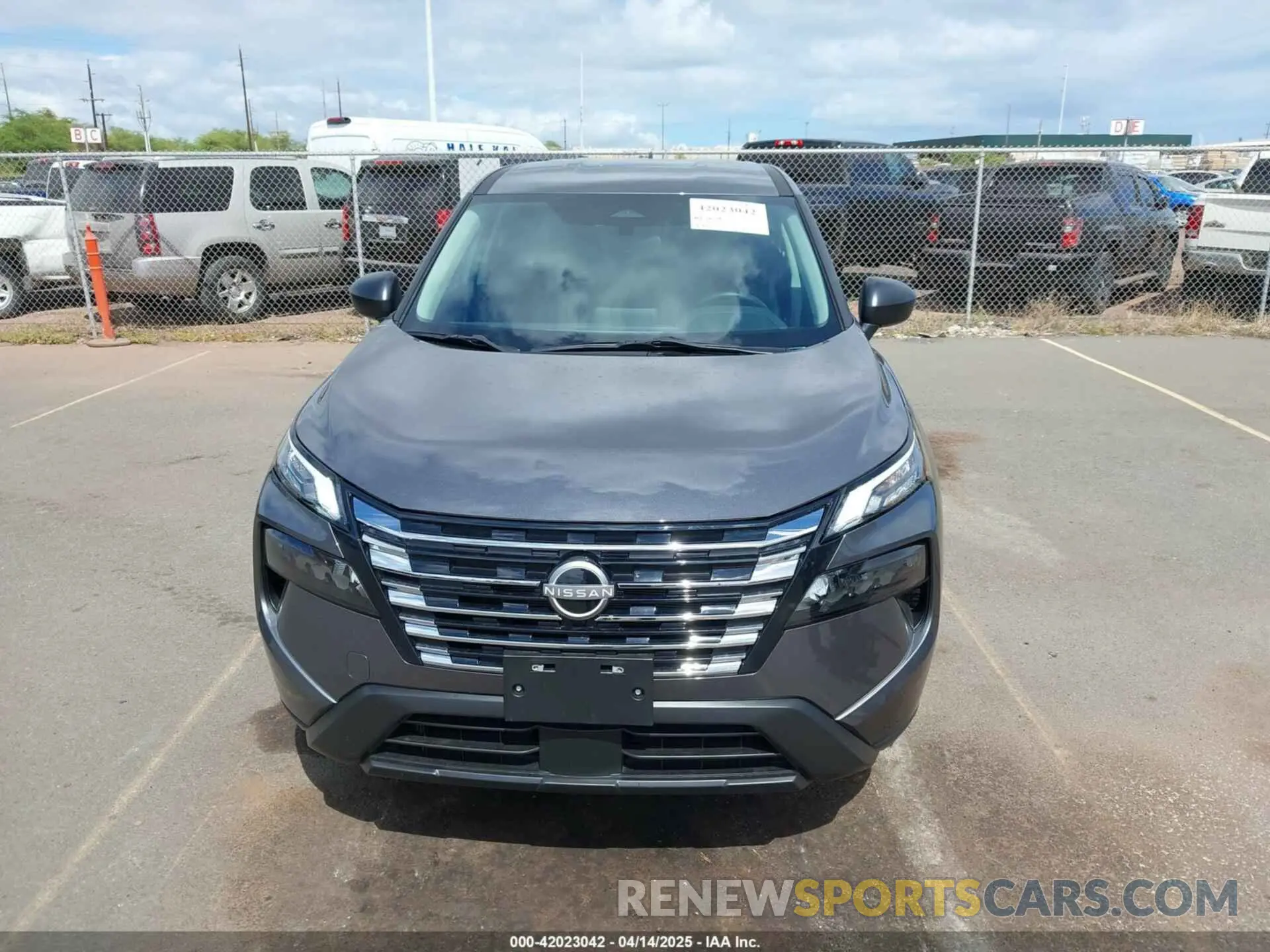 13 Photograph of a damaged car 5N1BT3AA9RC757740 NISSAN ROGUE 2024