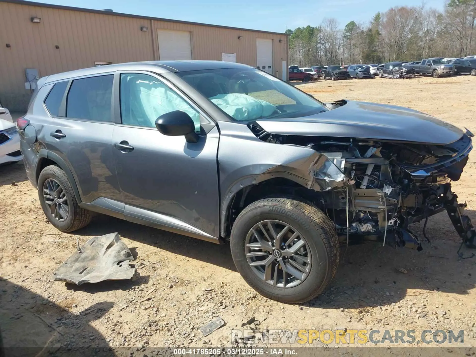1 Photograph of a damaged car 5N1BT3AAXRC689528 NISSAN ROGUE 2024