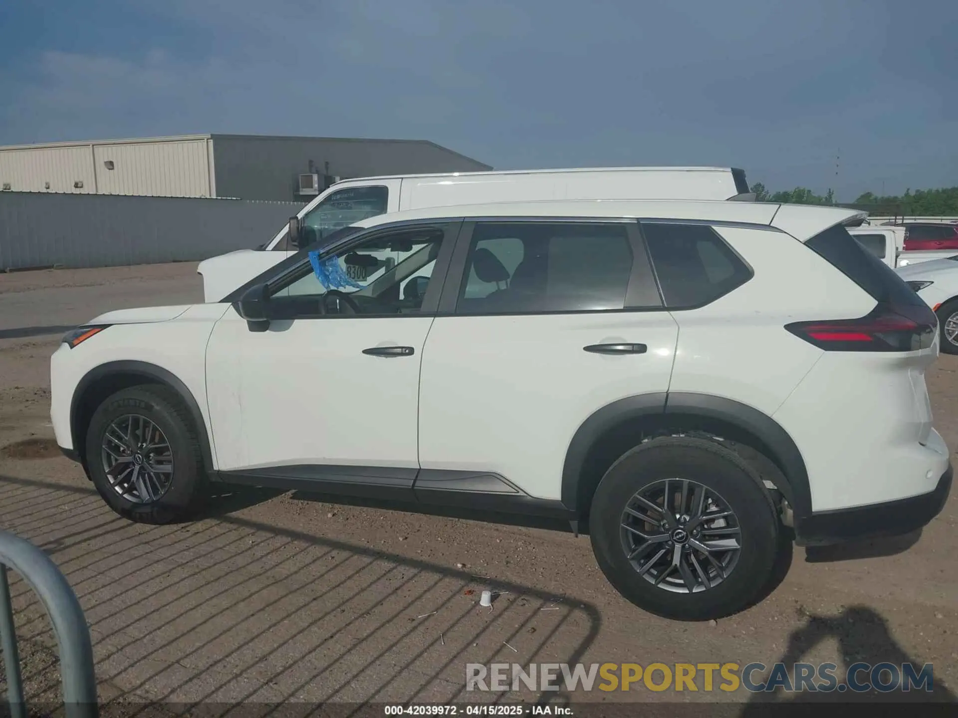 14 Photograph of a damaged car 5N1BT3AAXRC748688 NISSAN ROGUE 2024