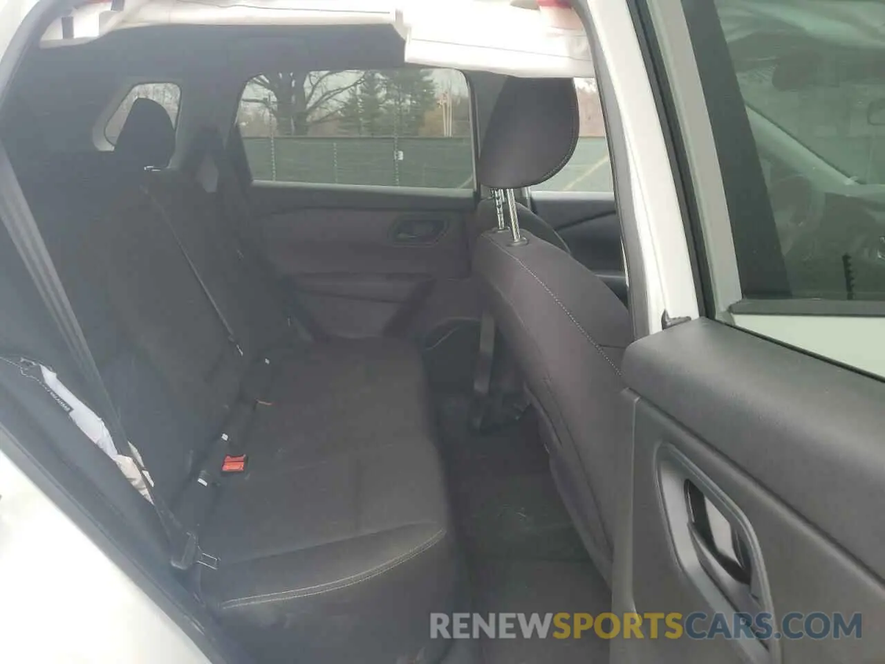 11 Photograph of a damaged car 5N1BT3AB1RC755988 NISSAN ROGUE 2024