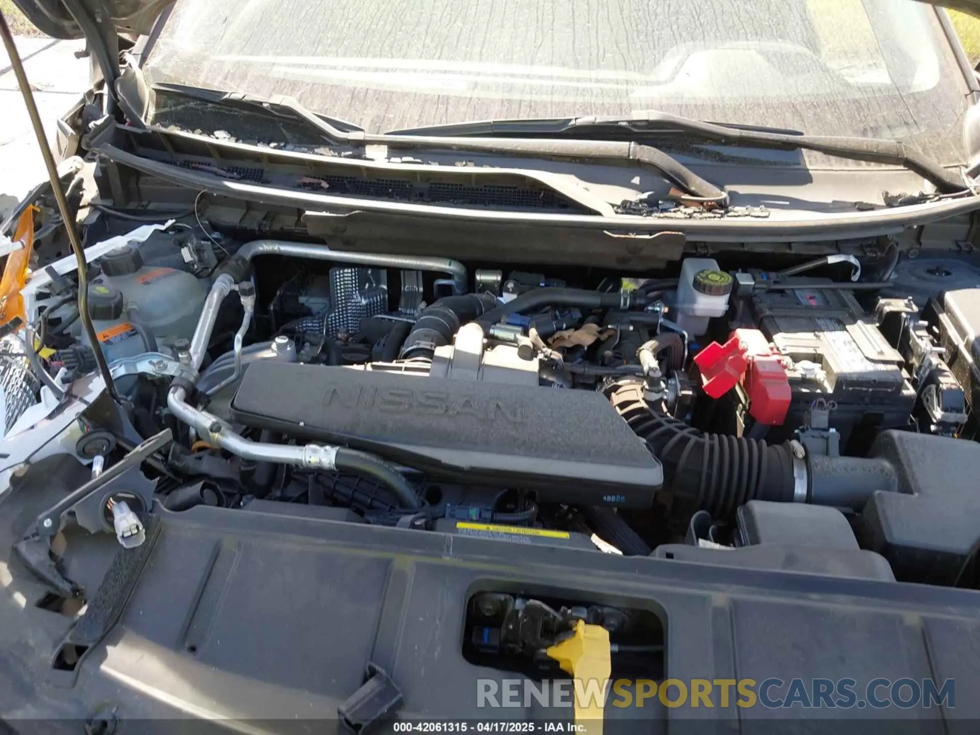10 Photograph of a damaged car 5N1BT3AB2RC723079 NISSAN ROGUE 2024