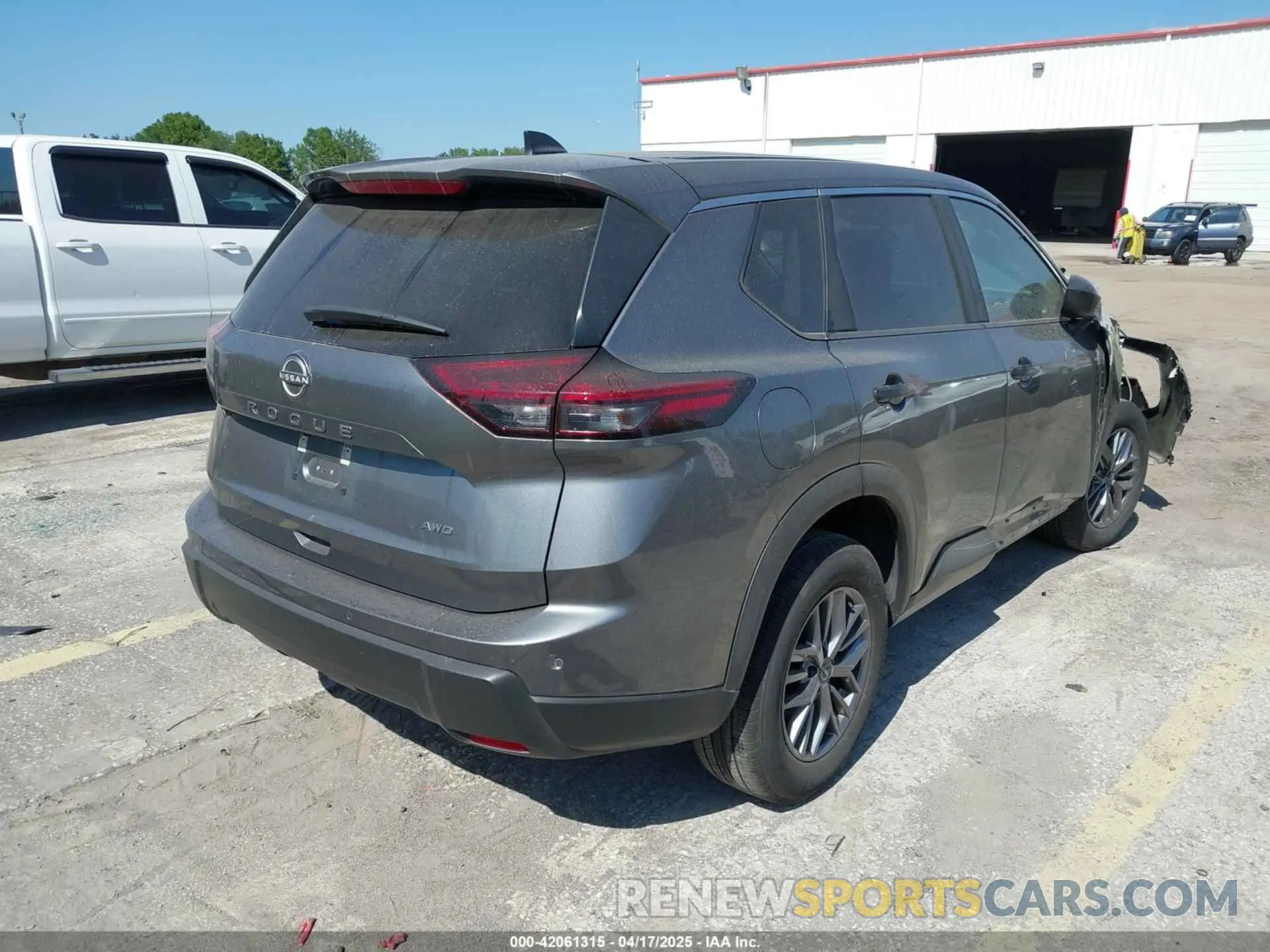 4 Photograph of a damaged car 5N1BT3AB2RC723079 NISSAN ROGUE 2024