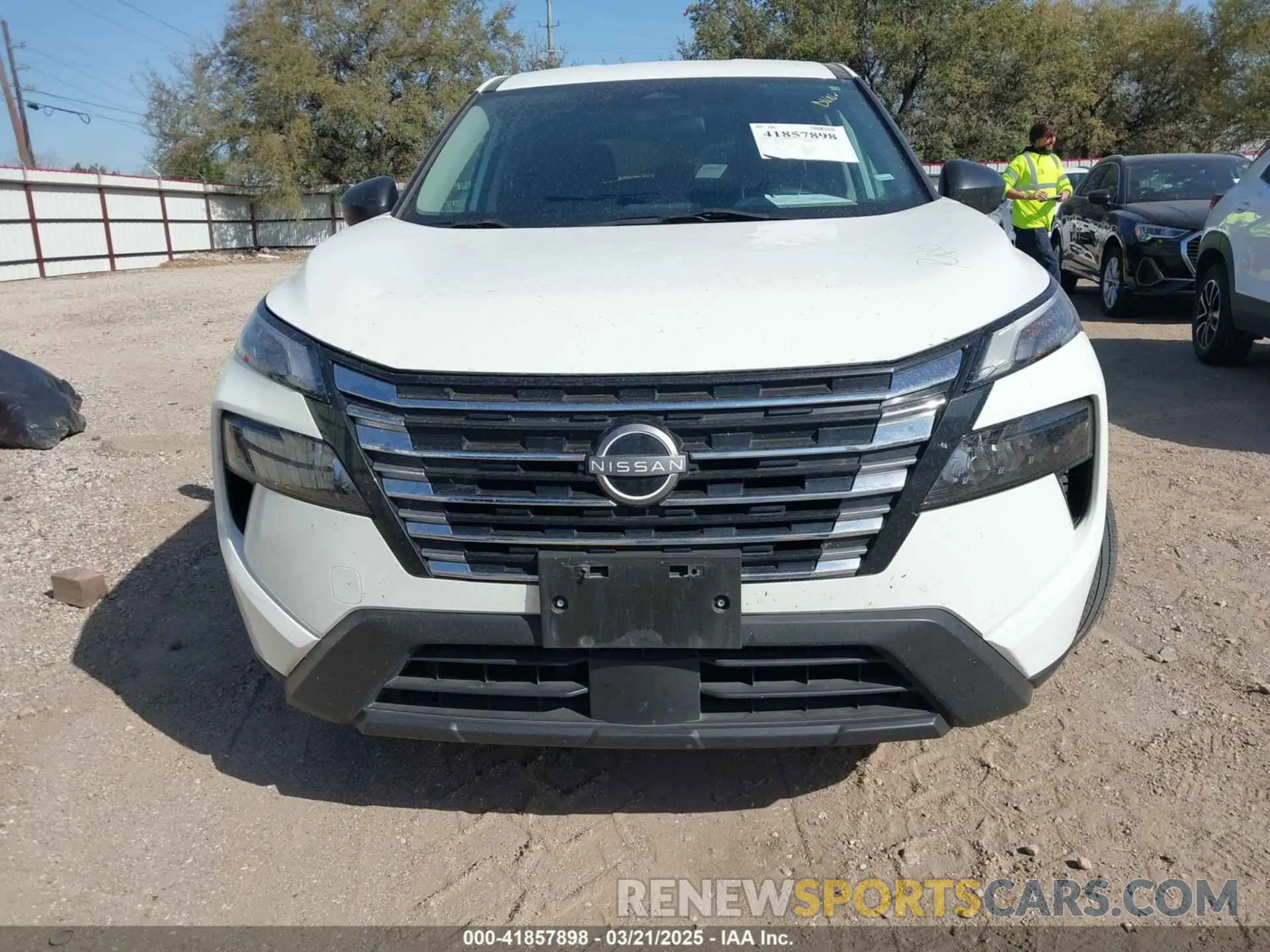 12 Photograph of a damaged car 5N1BT3AB3RC698306 NISSAN ROGUE 2024