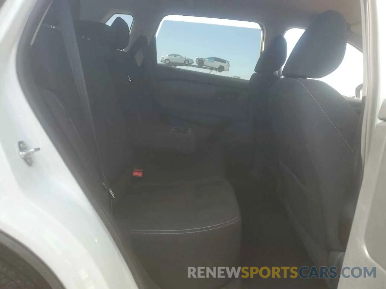 11 Photograph of a damaged car 5N1BT3AB4RC700192 NISSAN ROGUE 2024