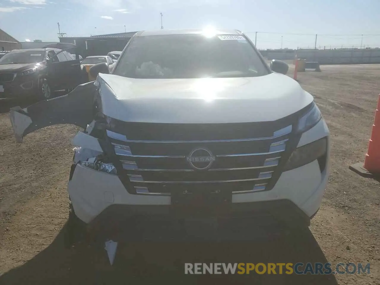 5 Photograph of a damaged car 5N1BT3AB4RC700192 NISSAN ROGUE 2024