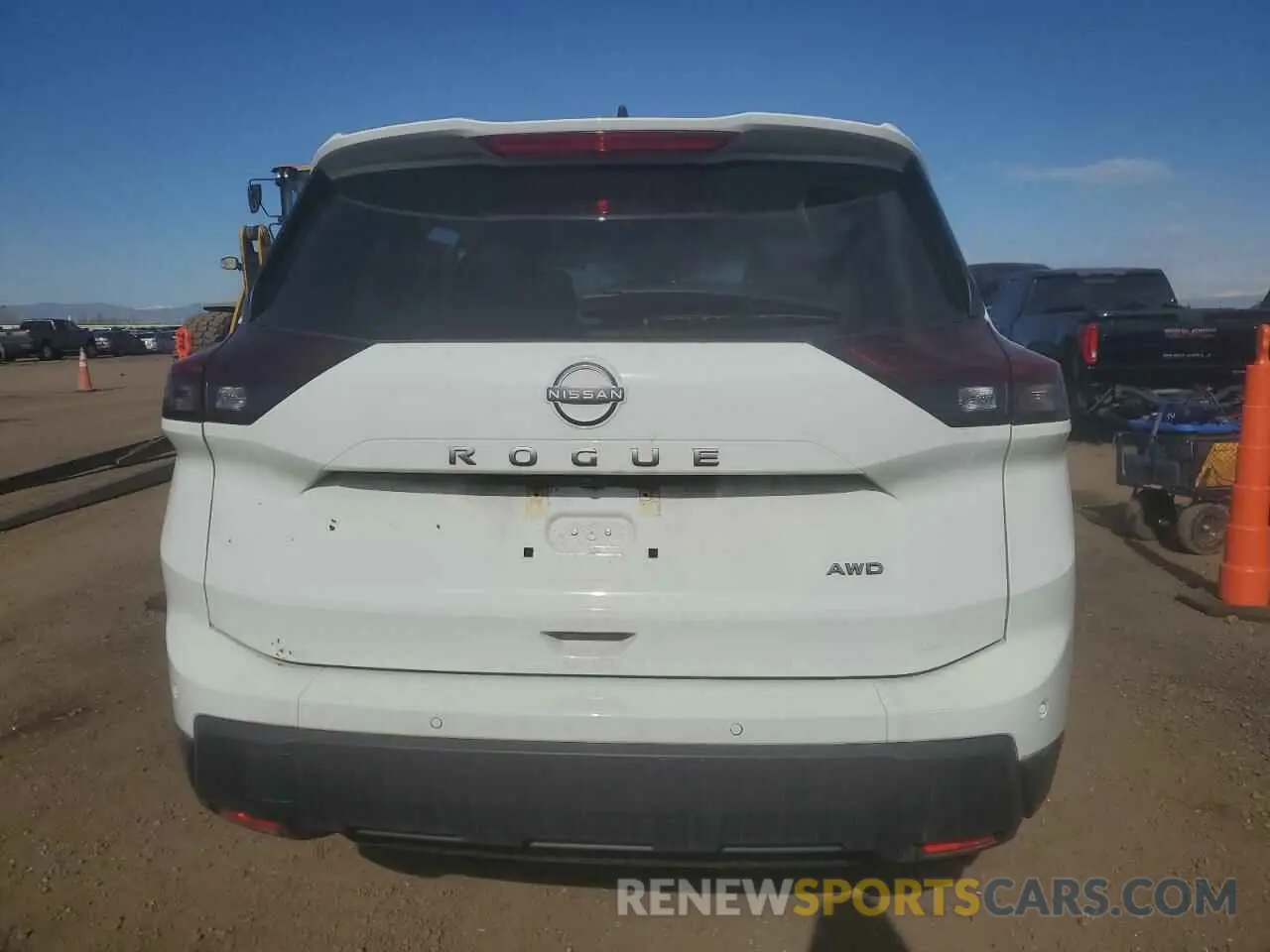 6 Photograph of a damaged car 5N1BT3AB4RC700192 NISSAN ROGUE 2024