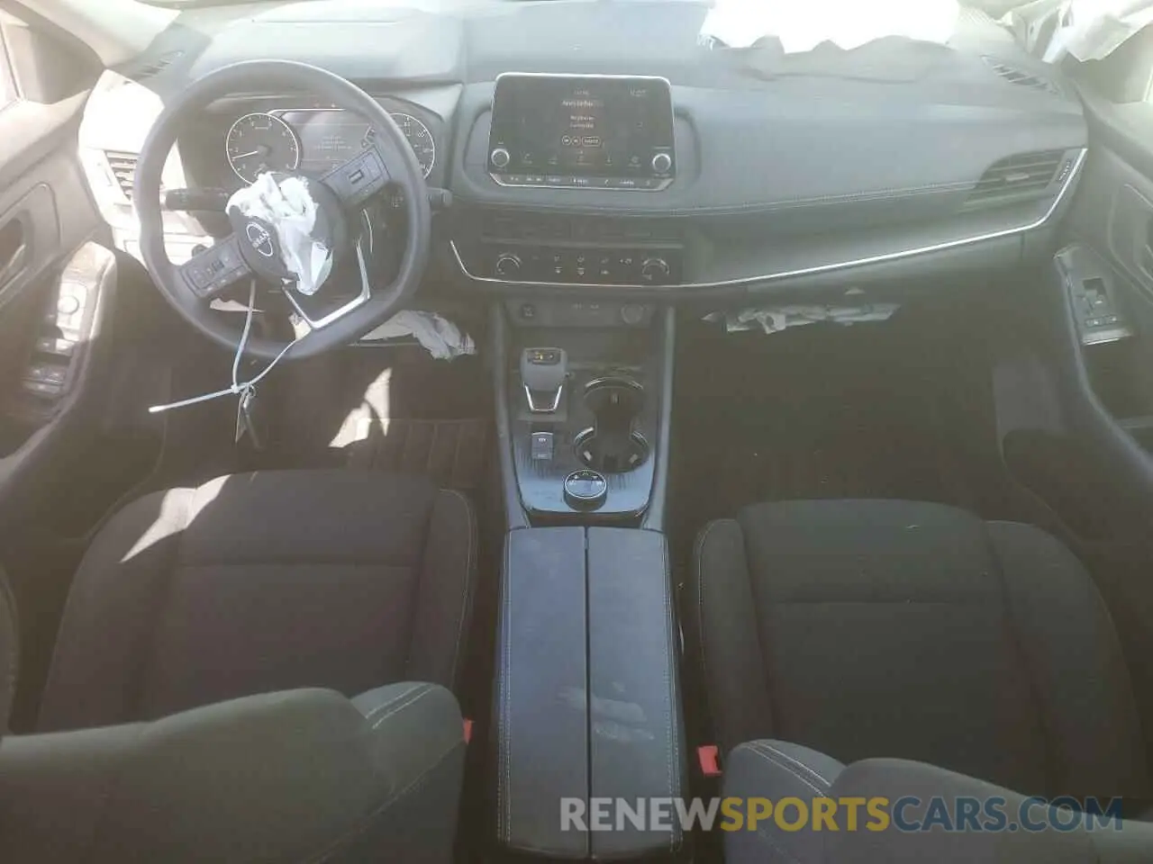 8 Photograph of a damaged car 5N1BT3AB4RC700192 NISSAN ROGUE 2024
