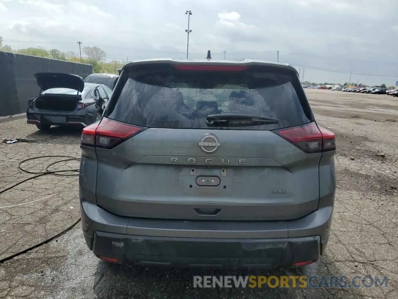 6 Photograph of a damaged car 5N1BT3AB5RC678252 NISSAN ROGUE 2024
