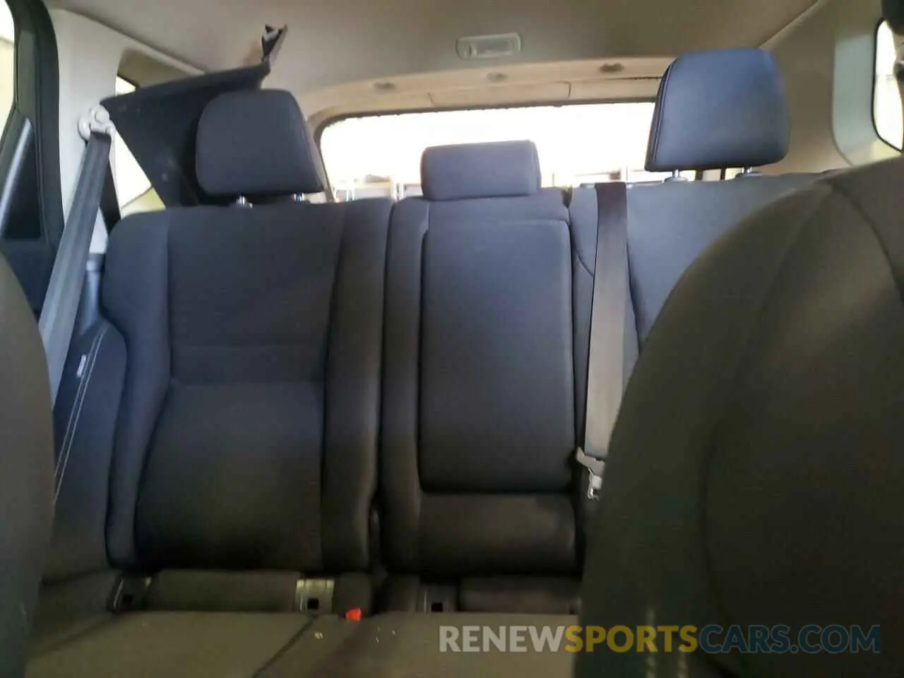 10 Photograph of a damaged car 5N1BT3AB6RC674064 NISSAN ROGUE 2024