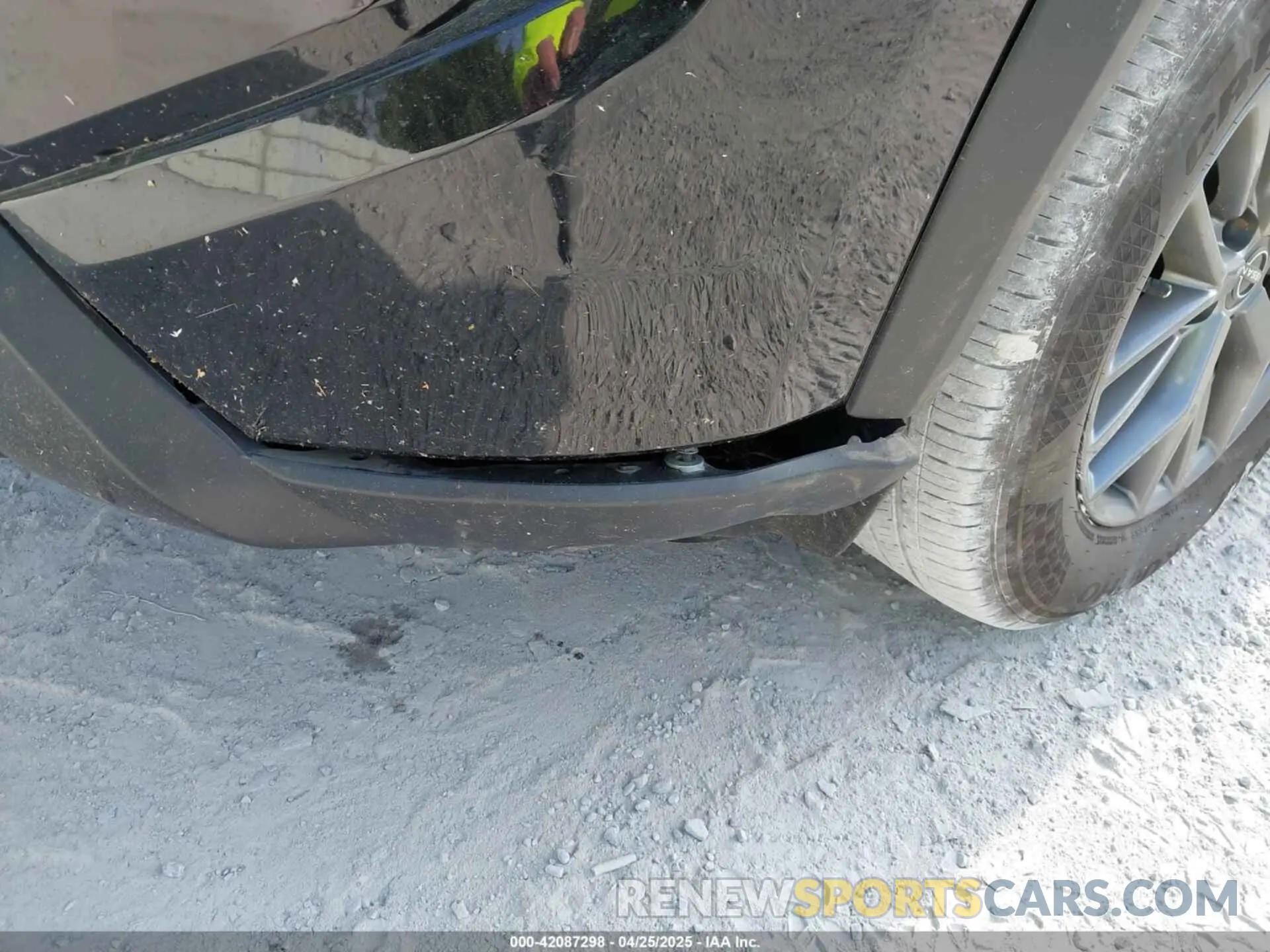 6 Photograph of a damaged car 5N1BT3AB6RC750690 NISSAN ROGUE 2024