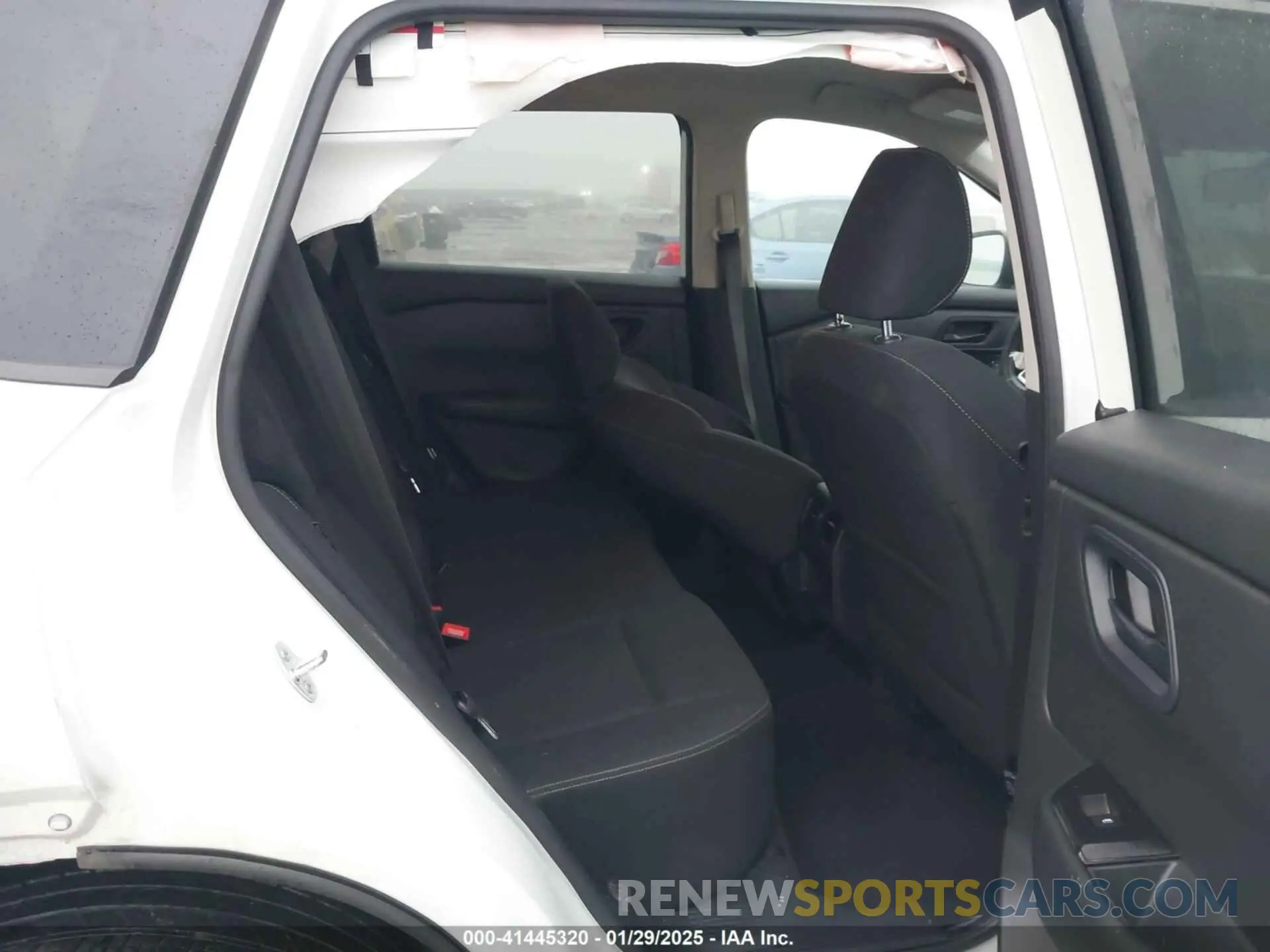 8 Photograph of a damaged car 5N1BT3AB7RC671402 NISSAN ROGUE 2024